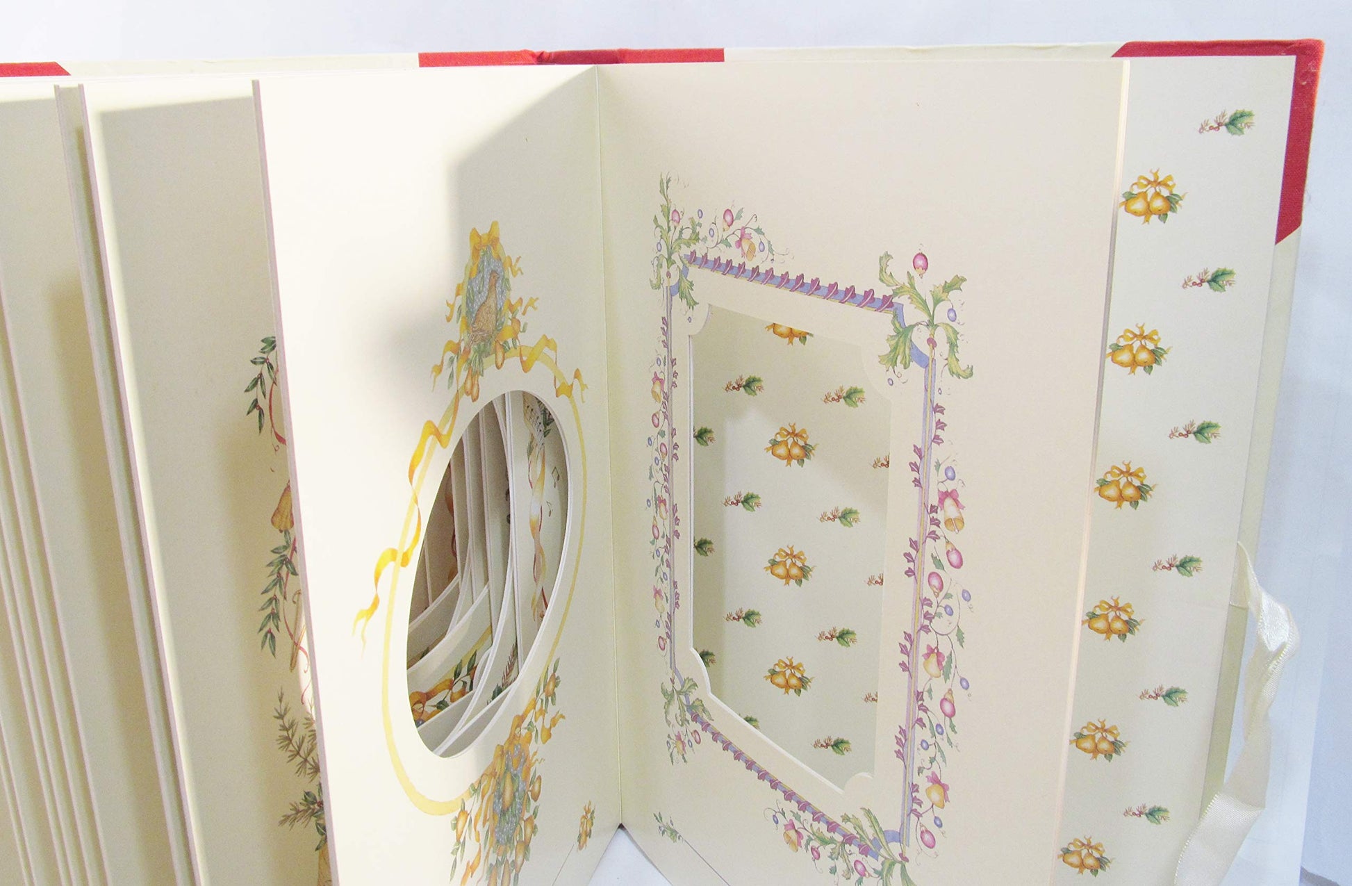 Christmas: A Treasury of Photographs (Photo Albums) used book depot