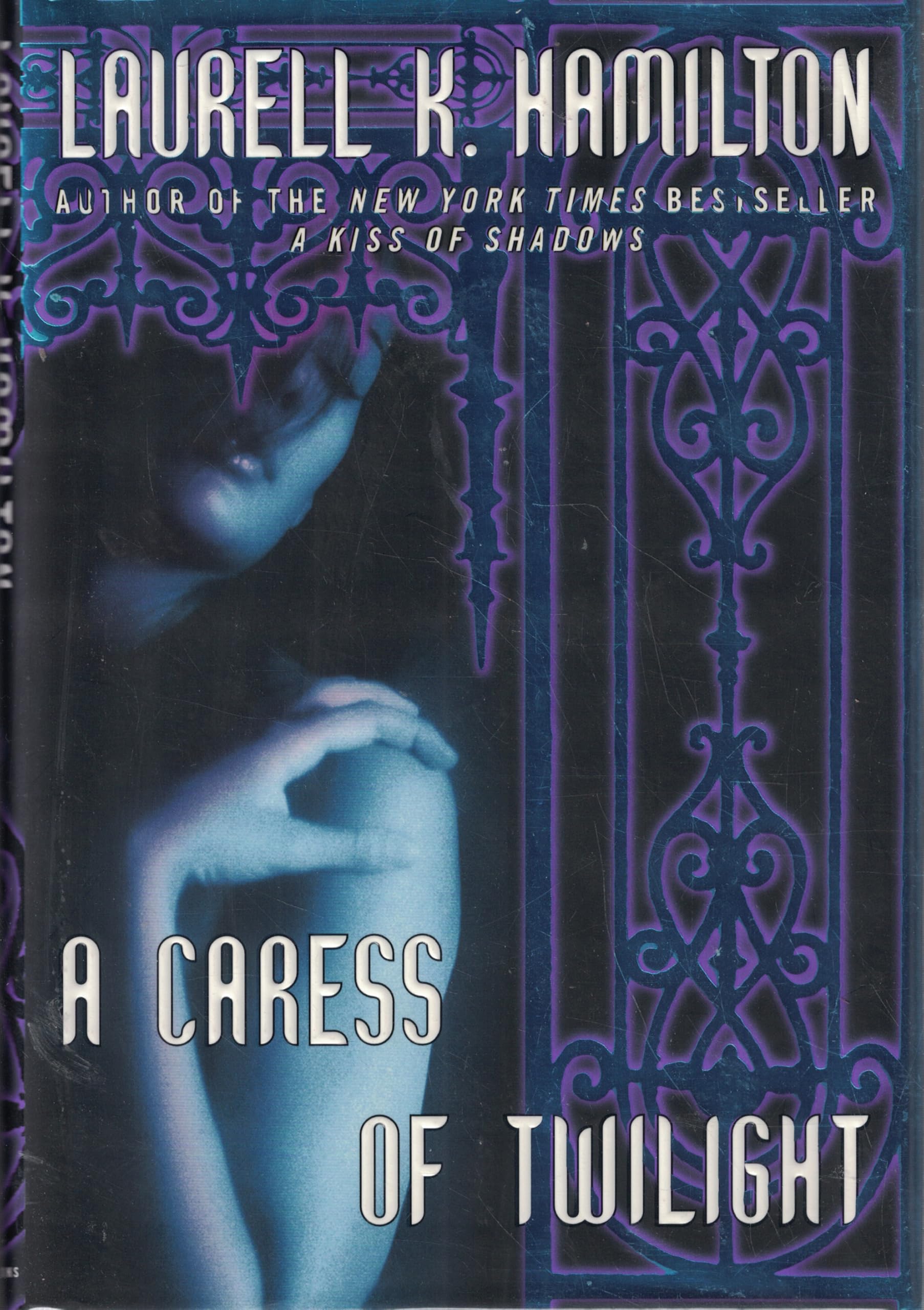 A Caress of Twilight (Meredith Gentry, Book 2) used book depot