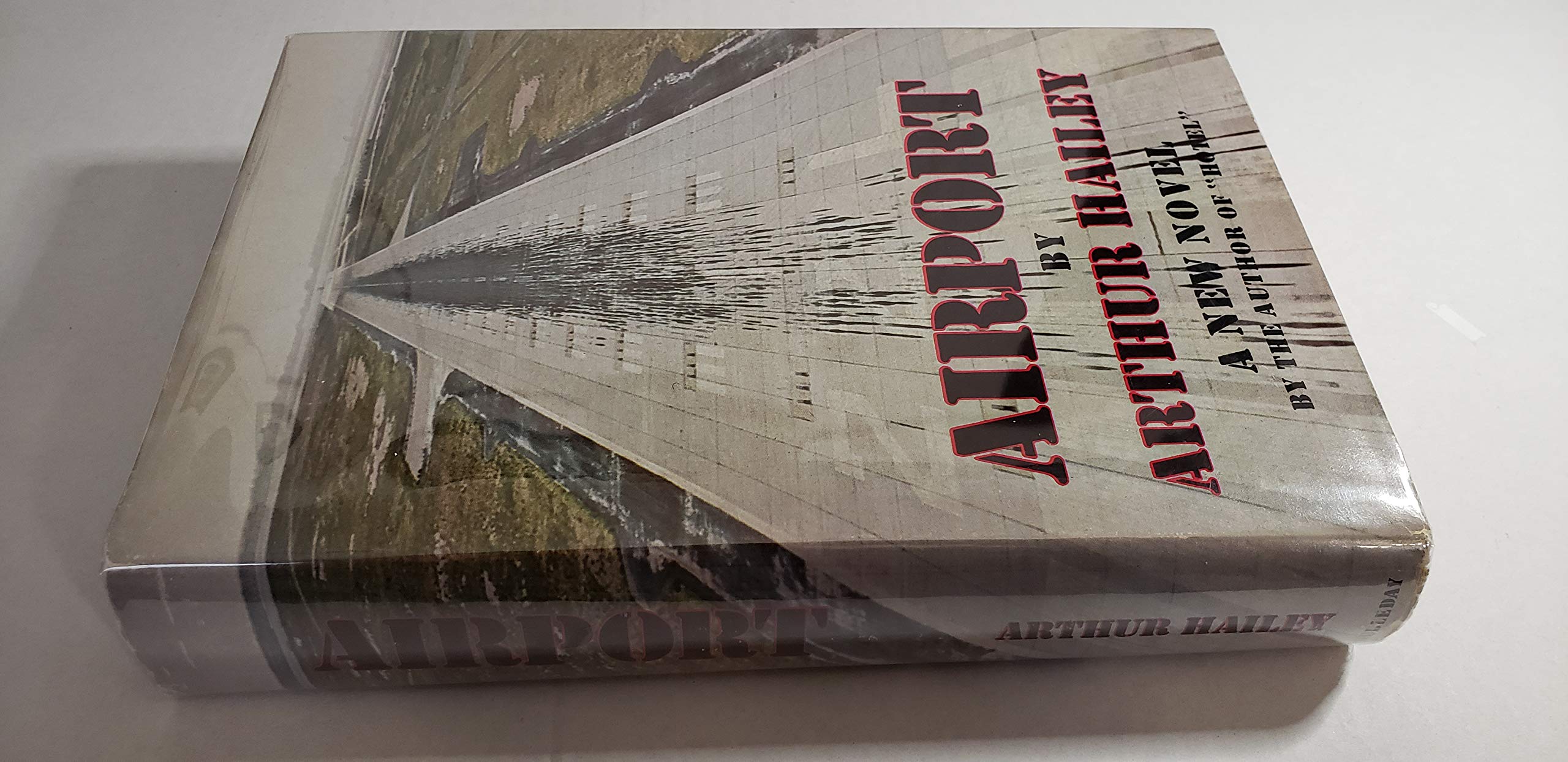 Airport used book depot