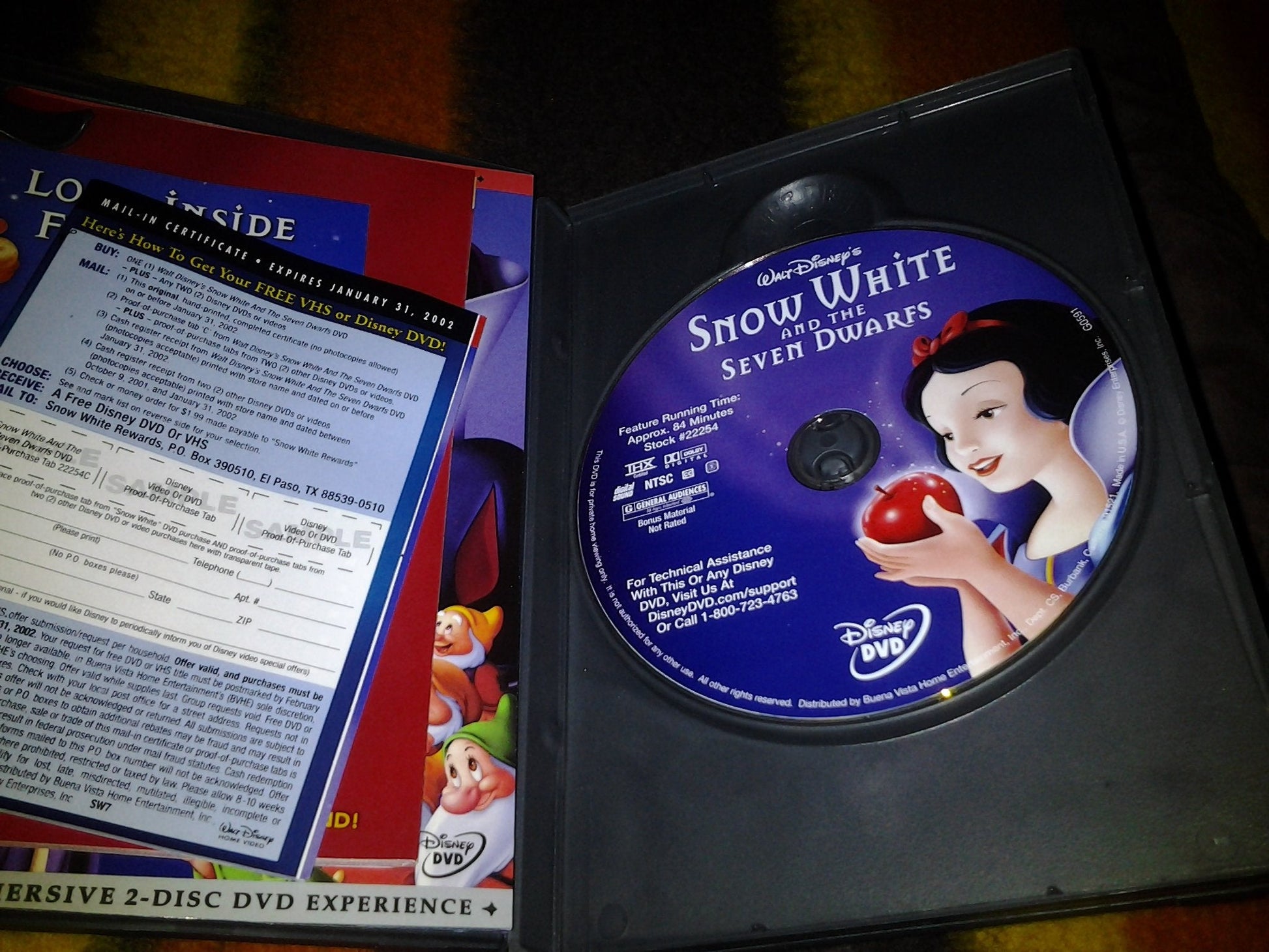 Snow White and the Seven Dwarfs (Disney Special Platinum Edition) used book depot