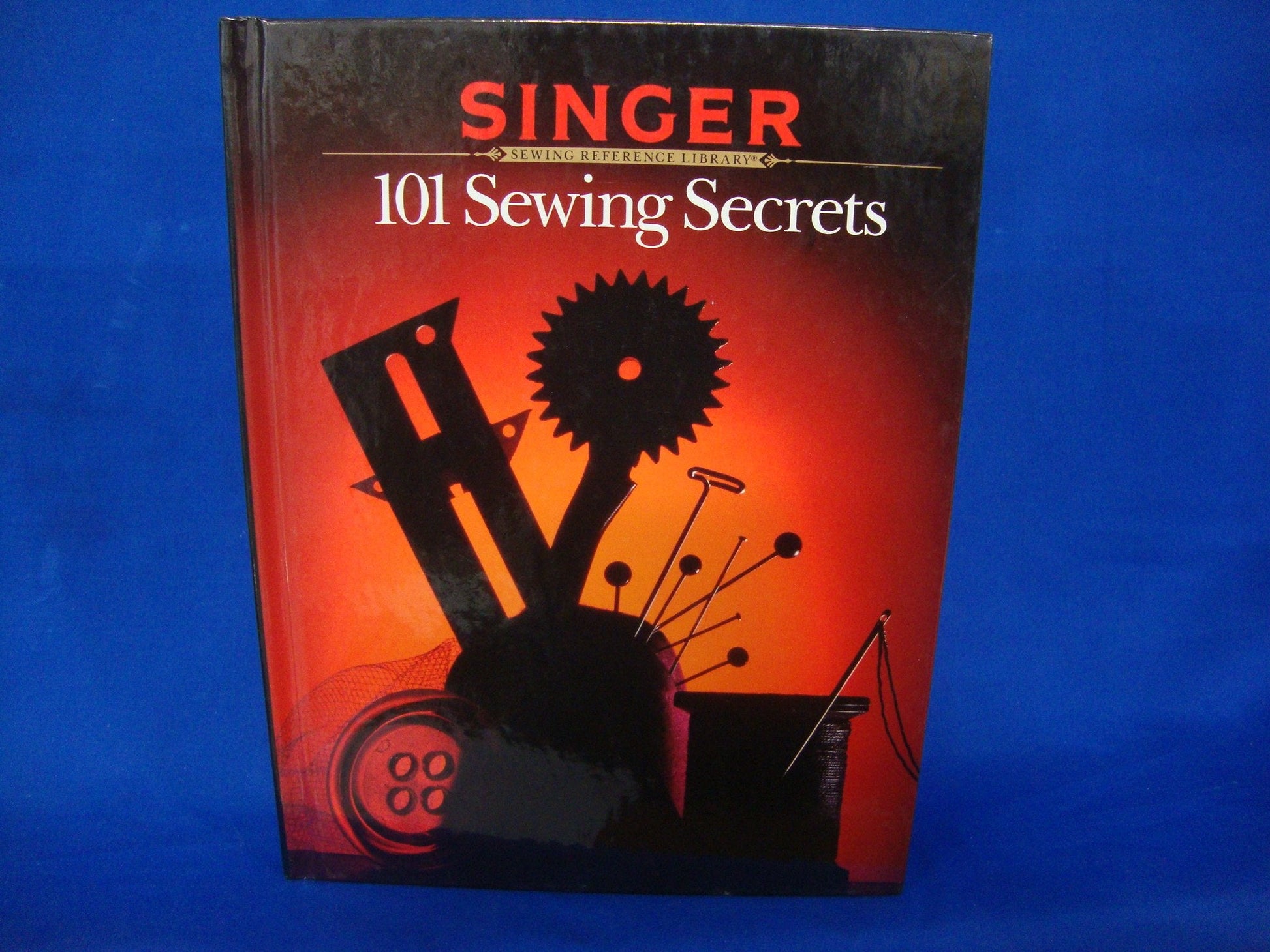 101 Sewing Secrets (Singer Sewing Reference Library) used book depot