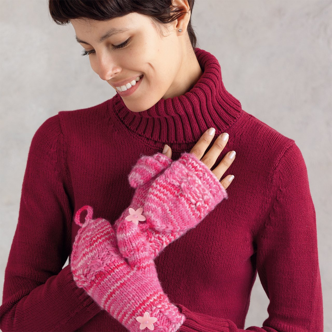 Knitting Circles around Mittens and More: Creative Projects on Circular Needles used book depot