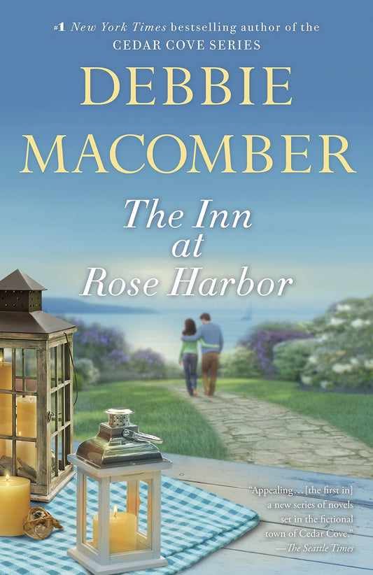 The Inn at Rose Harbor: A Novel [Paperback] Macomber, Debbie