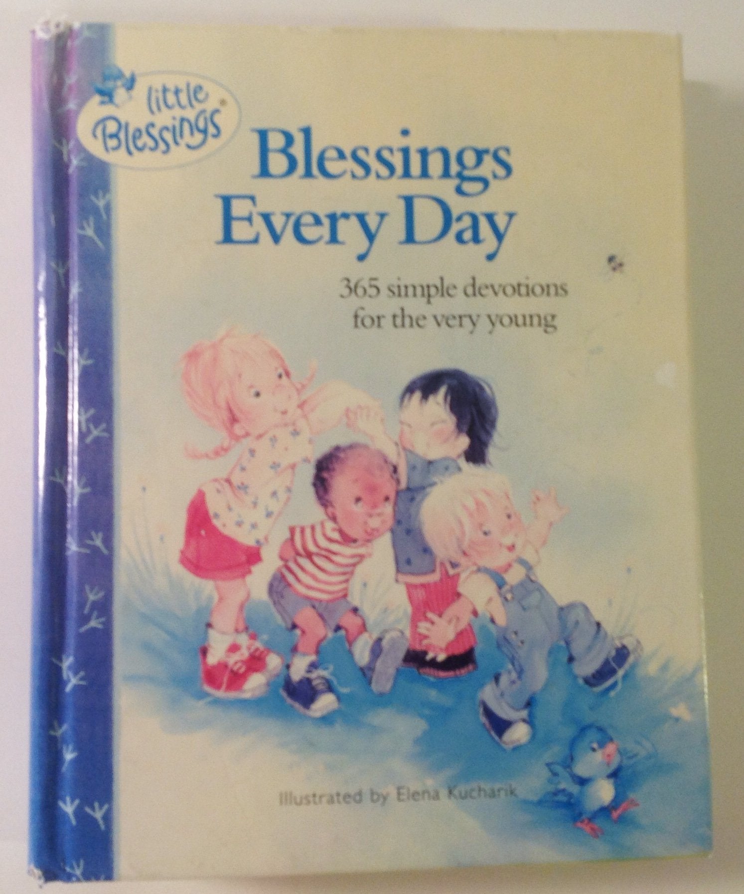 Blessings Every Day: 365 Simple Devotions for the Very Young (Little Blessings) used book depot