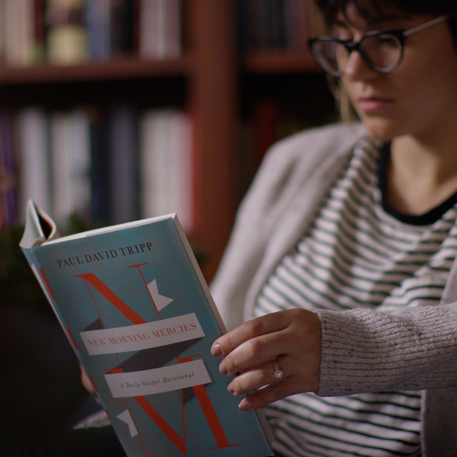 New Morning Mercies: A Daily Gospel Devotional used book depot