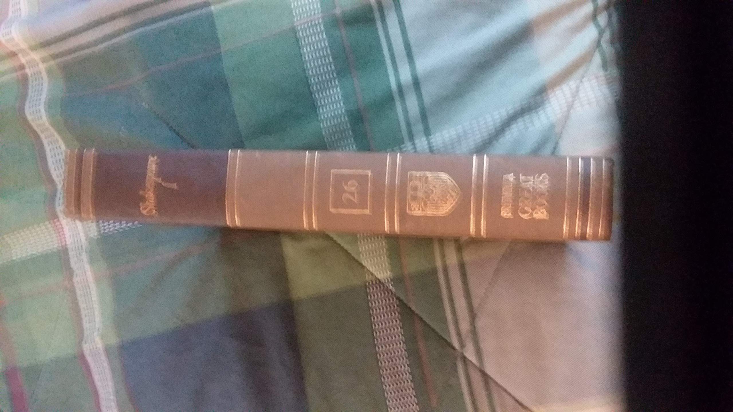 Great Books of the Western World (60 Volume Set) [Hardcover] [Jan 01, 1990] Robert Maynard Hutchins used book depot
