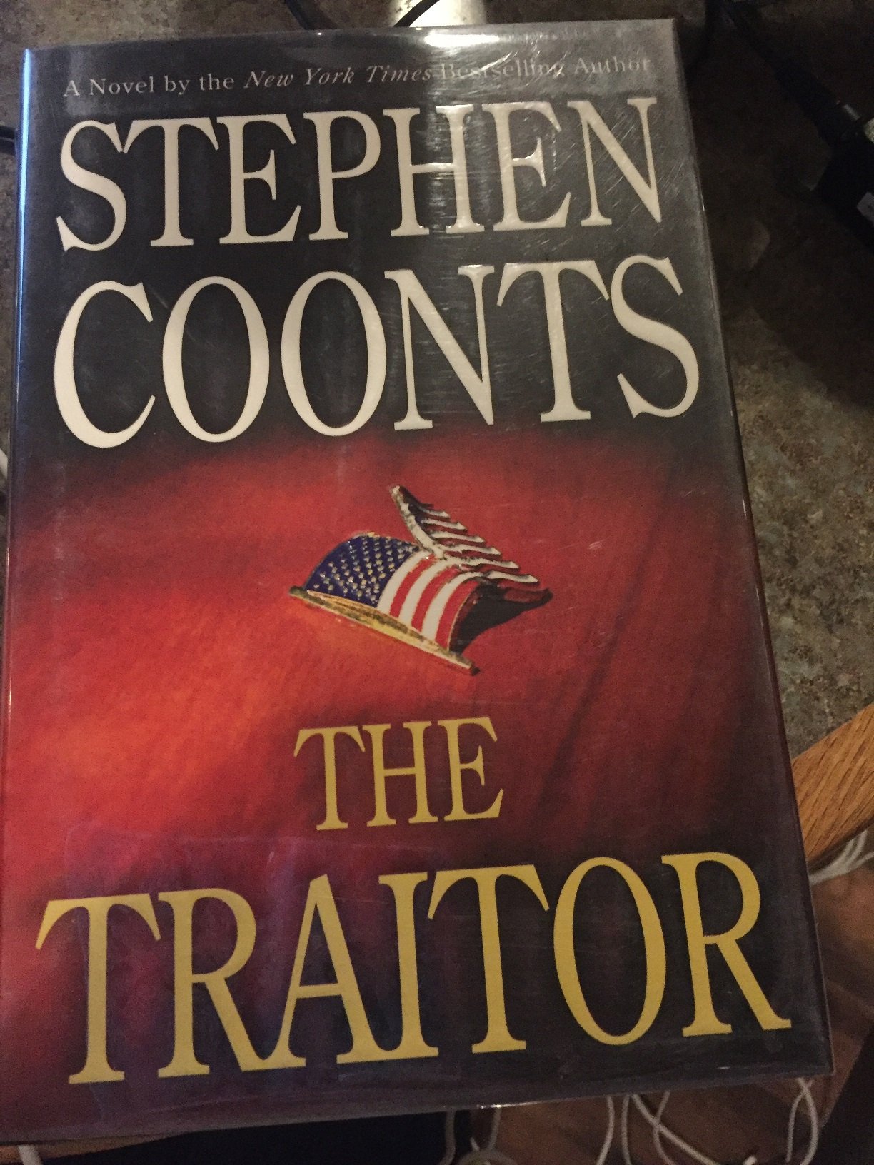 The Traitor (Tommy Carmellini, Book 2) used book depot