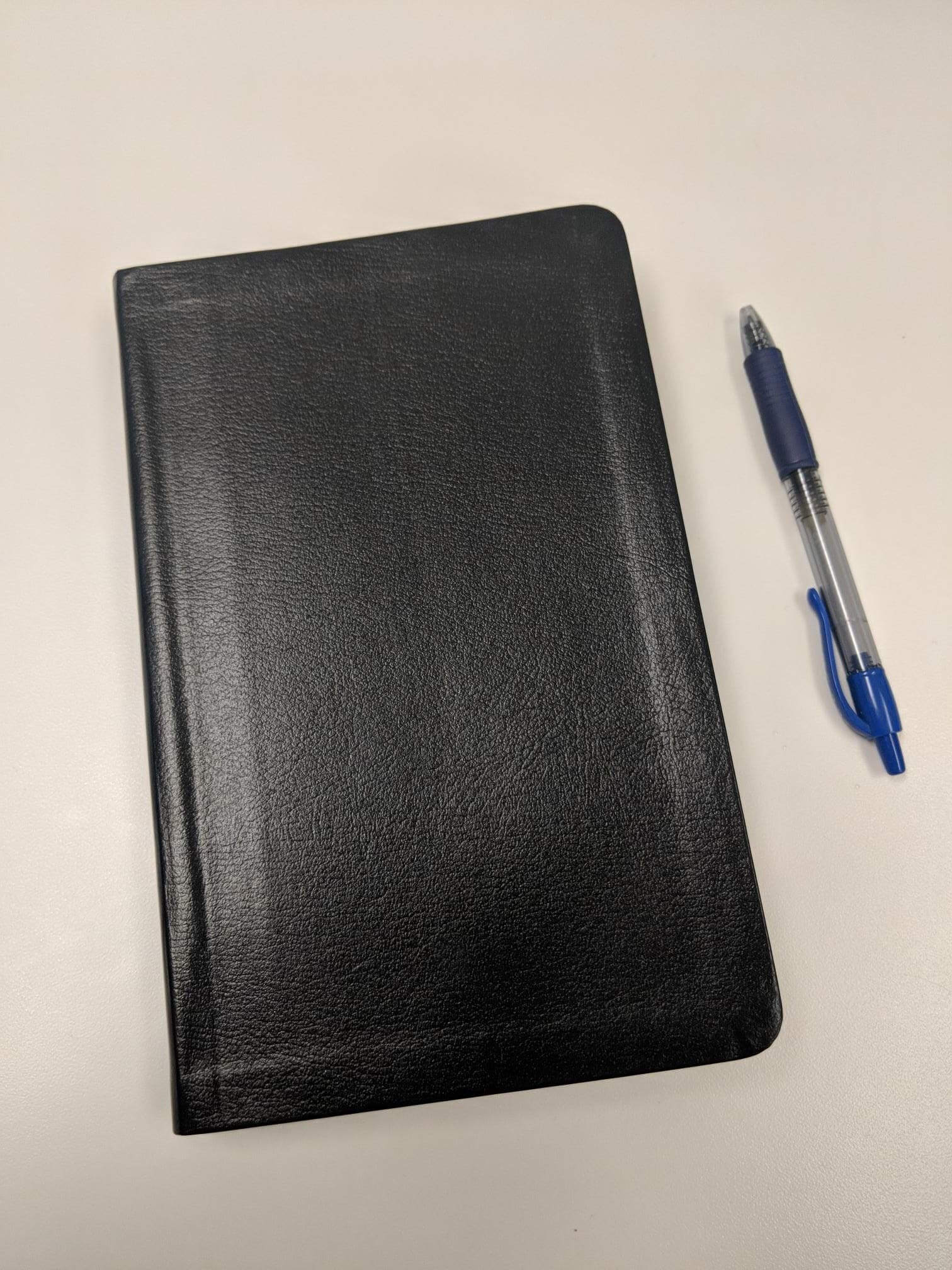 NIV, Thinline Bible, Bonded Leather, Black, Red Letter Edition used book depot