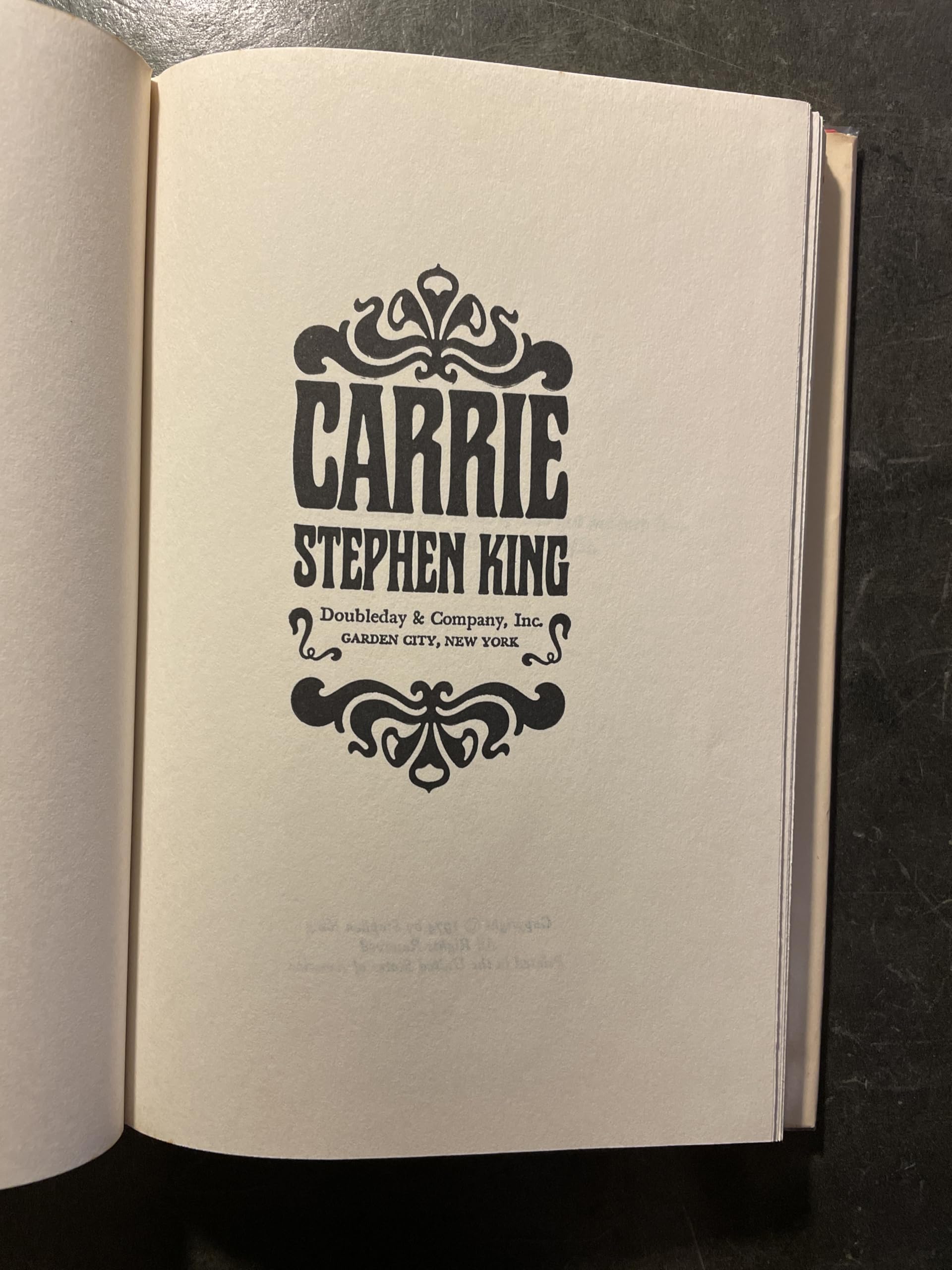 Rare Carrie by Stephen King (1974) Original Hardcover Book Club Edition used book depot