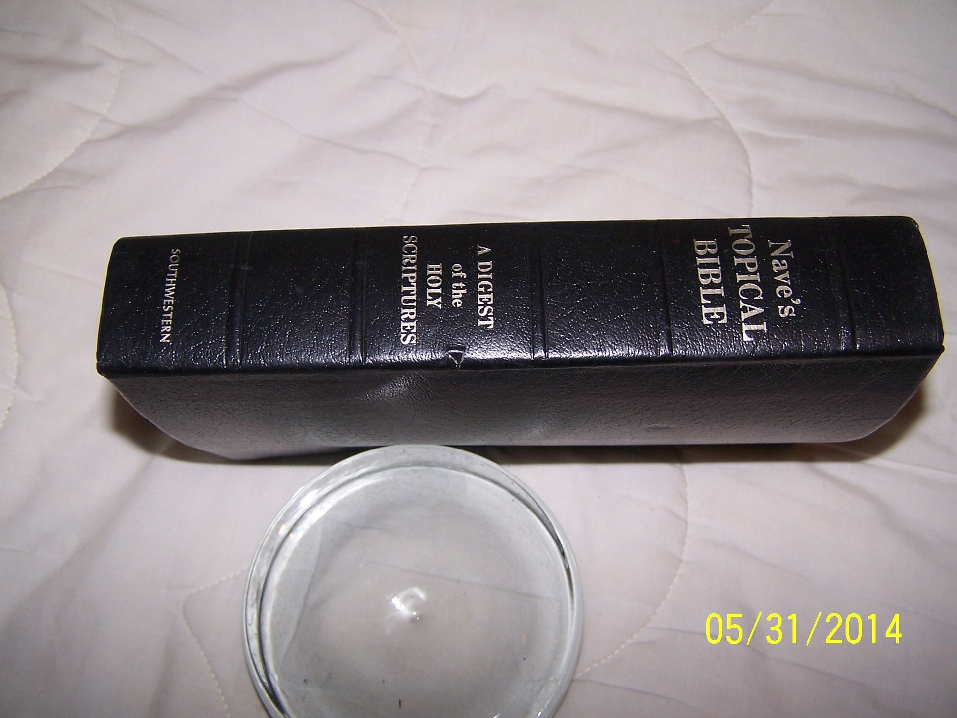 Nave's Topical Bible a Digest of the Holy Scriptures used book depot