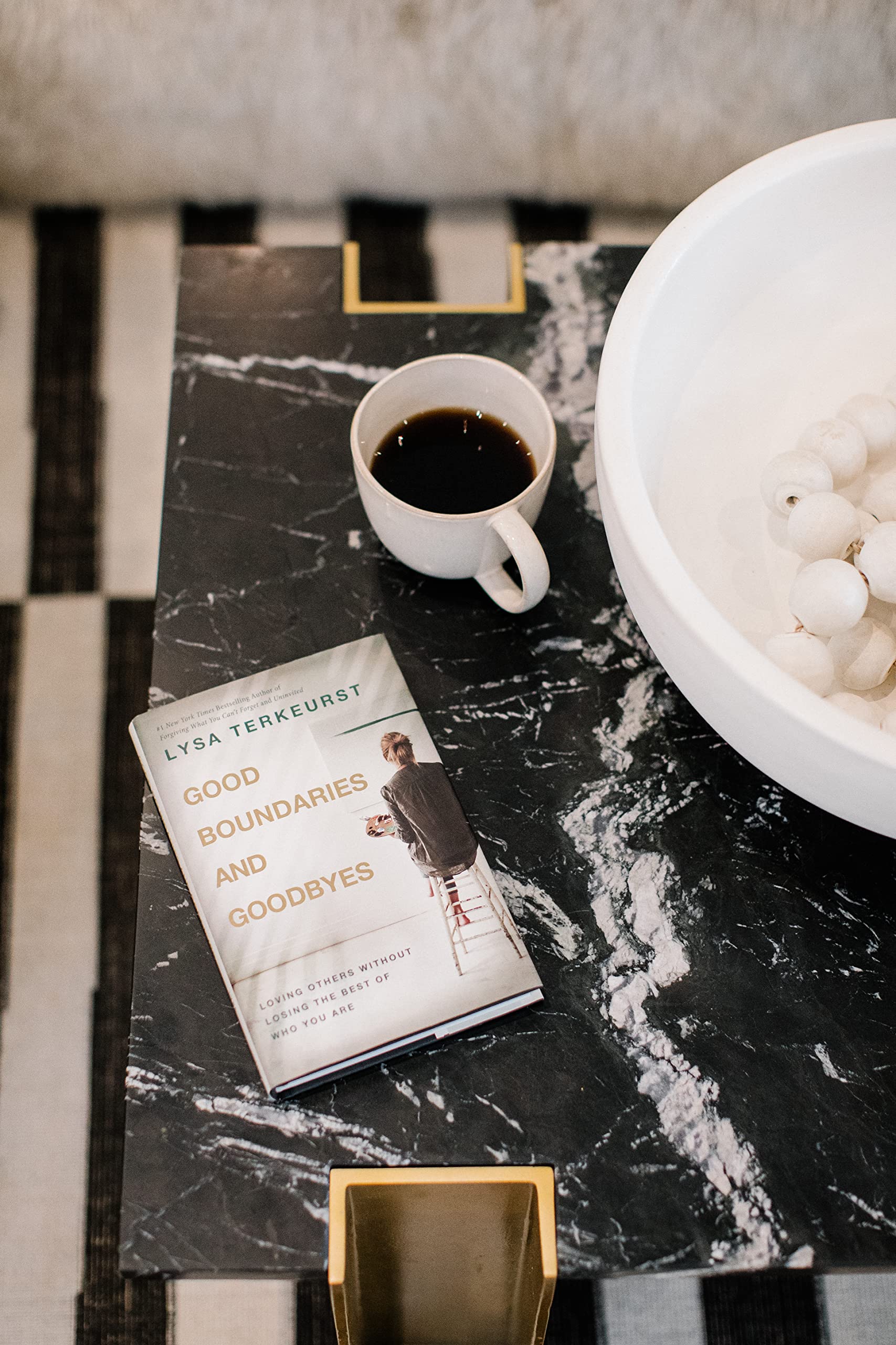 Good Boundaries and Goodbyes: Loving Others Without Losing the Best of Who You Are used book depot