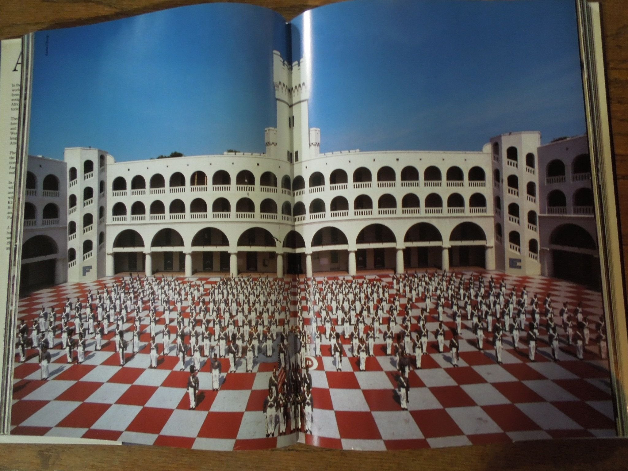 A Day in the Life of America: Photographed by 200 of the World's Leading Photojournalists on One Day, May 2, 1986