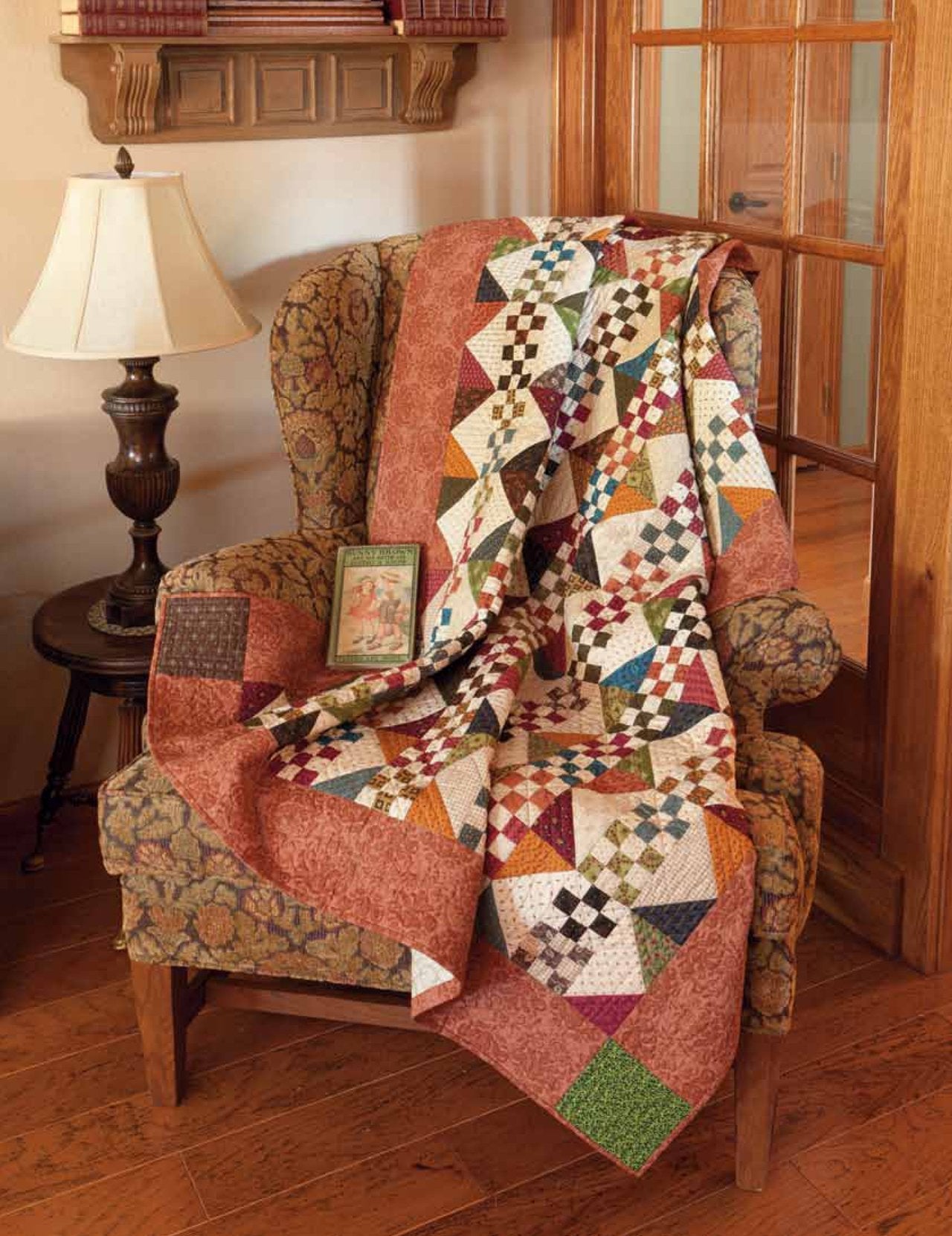 Simple Charm: 12 Scrappy Patchwork and Applique Quilt Patterns used book depot