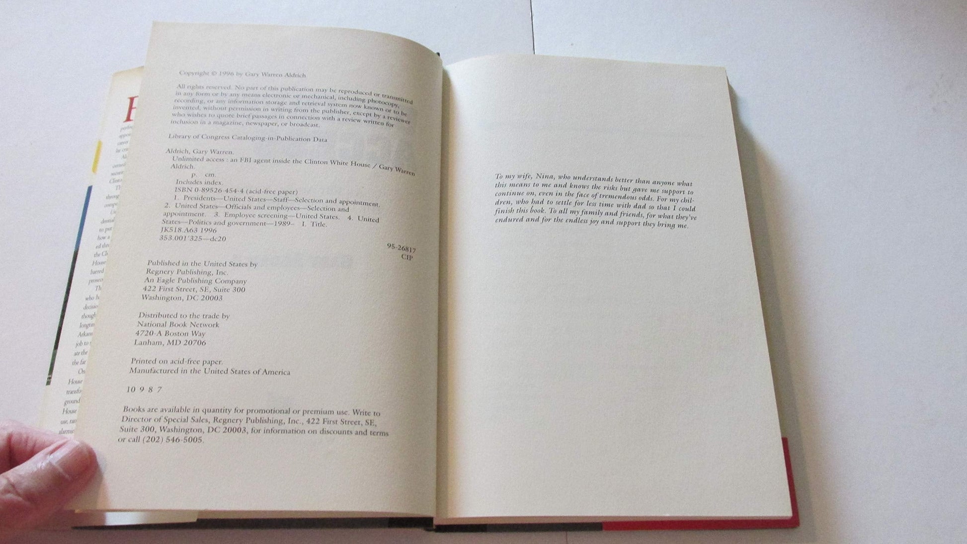 Unlimited Access: An FBI Agent Inside the Clinton White House used book depot