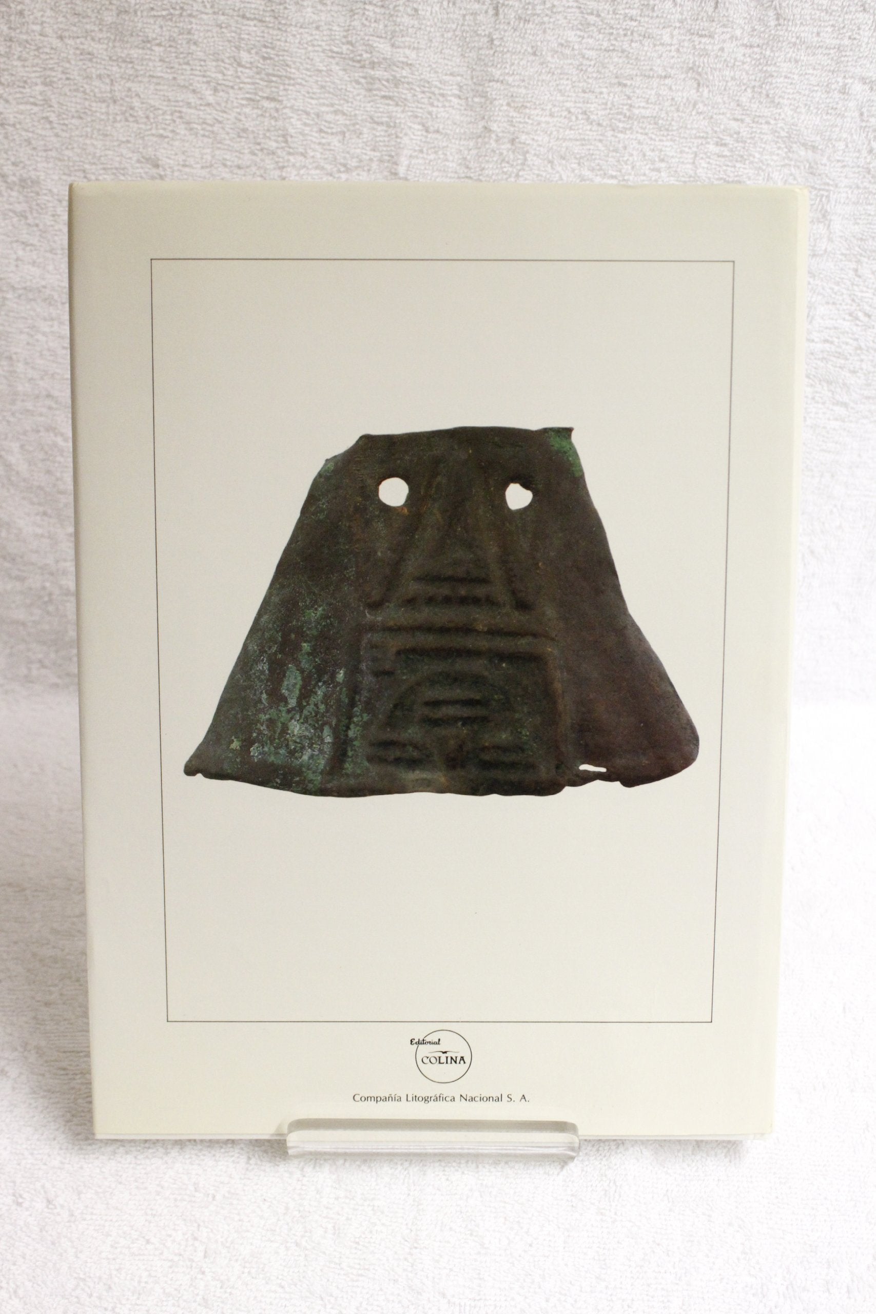 Goldwork and Shamanism An Iconographic Study of the Gold Museum used book depot