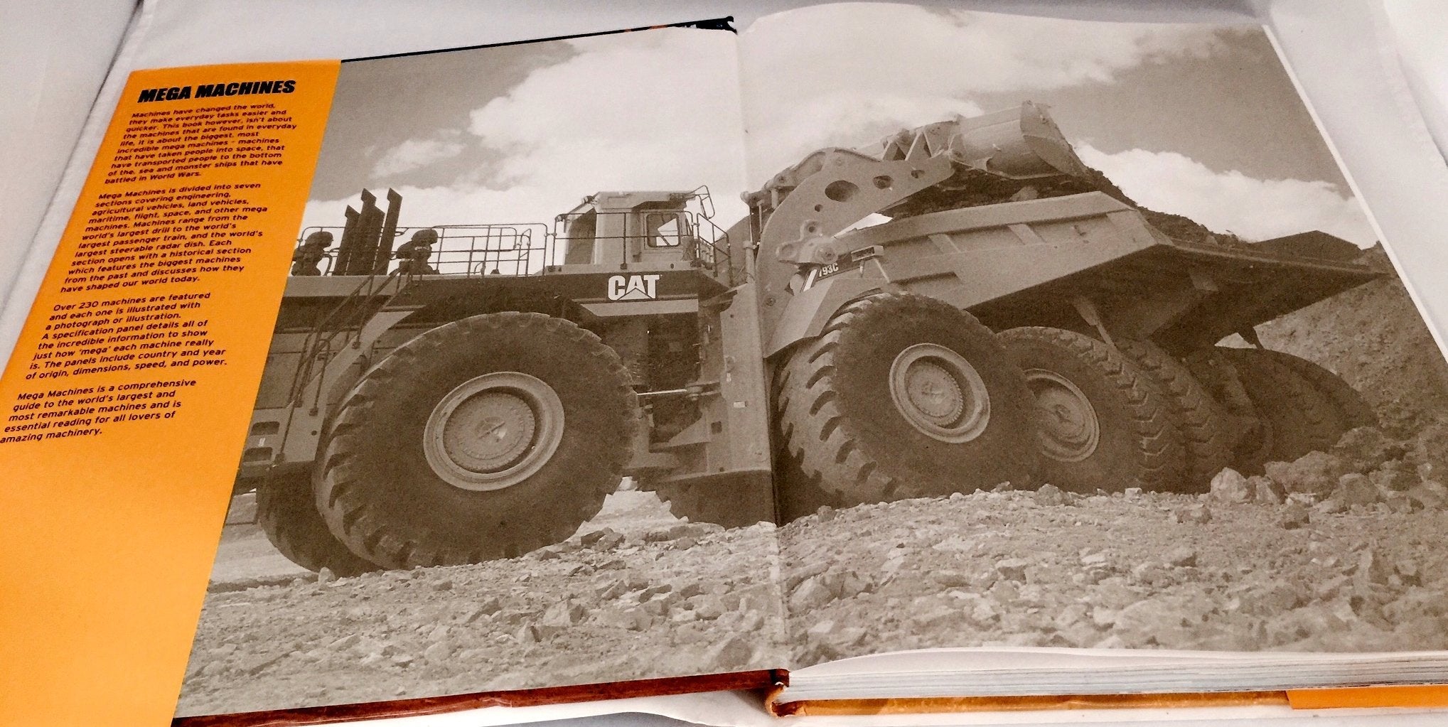 Mega Machines: The Biggest Machines Ever Built : Ships, Planes, Trains, Cars, Rockets, Diggers, Cranes, Trucks used book depot