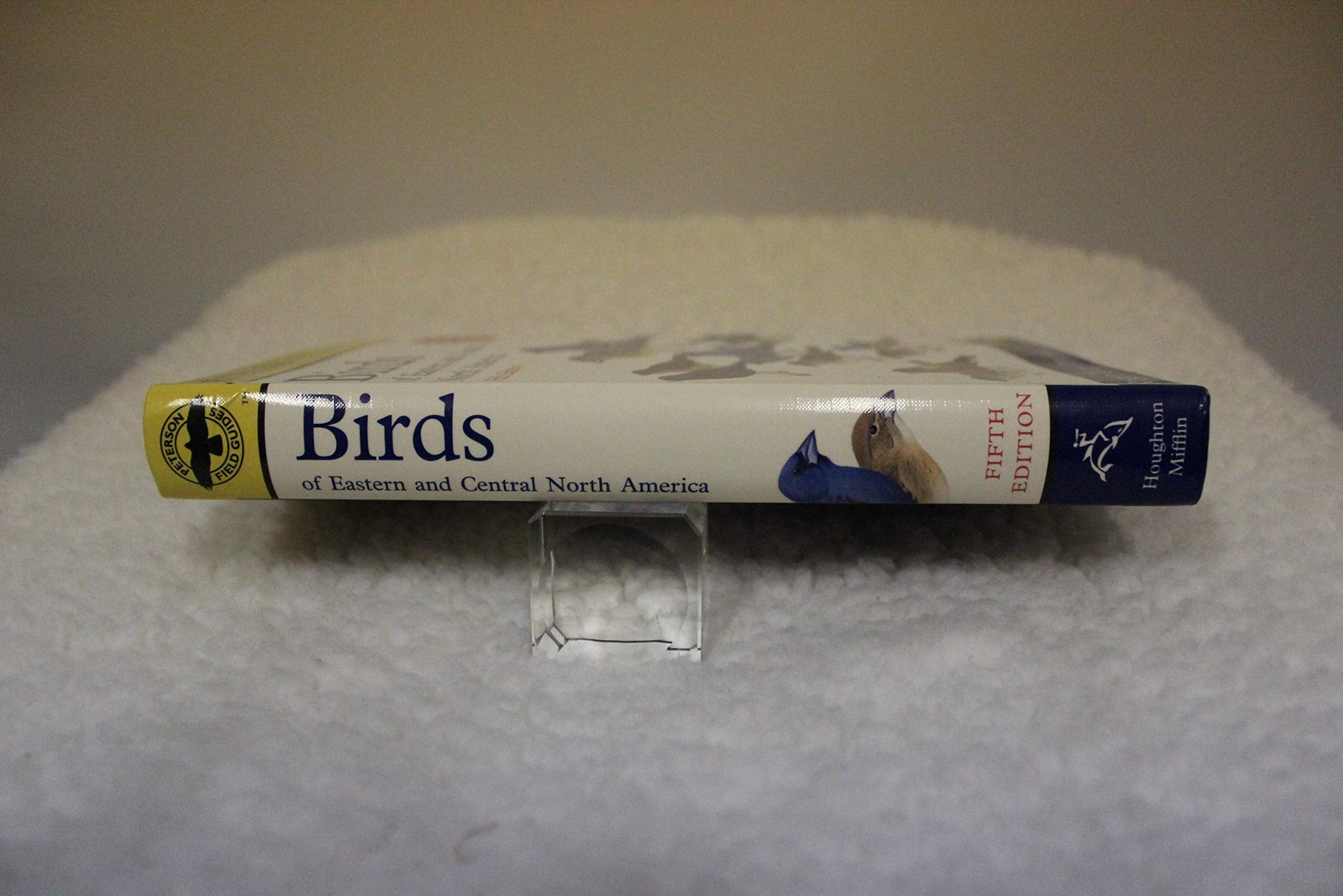 A Peterson Field Guide to the Birds of Eastern and Central North America (Peterson Field Guides) used book depot