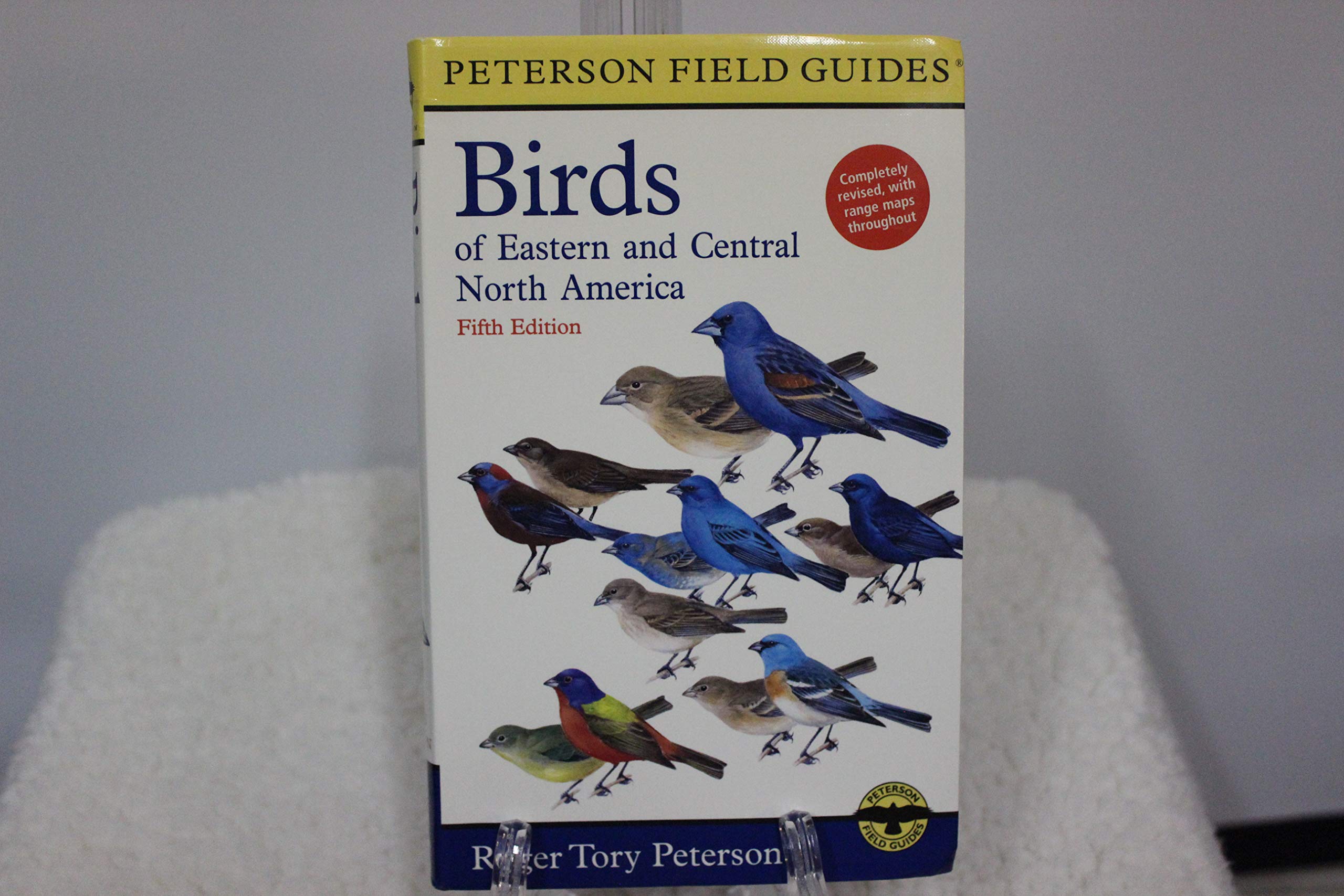 A Peterson Field Guide to the Birds of Eastern and Central North America (Peterson Field Guides) used book depot