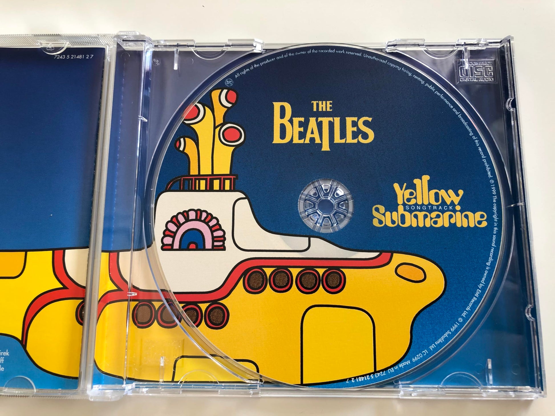 Yellow Submarine Songtrack used book depot