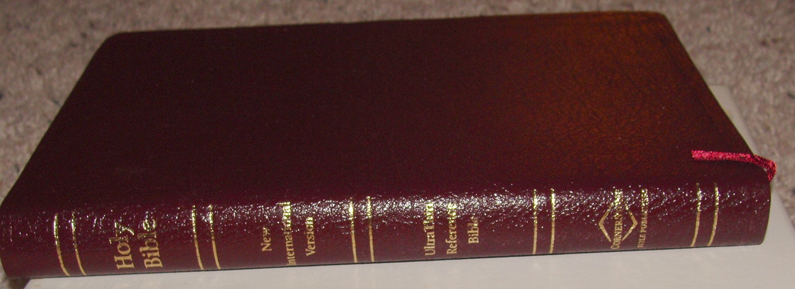 The Holy Bible Cornerstone New International Version Ultrathin Reference Edition