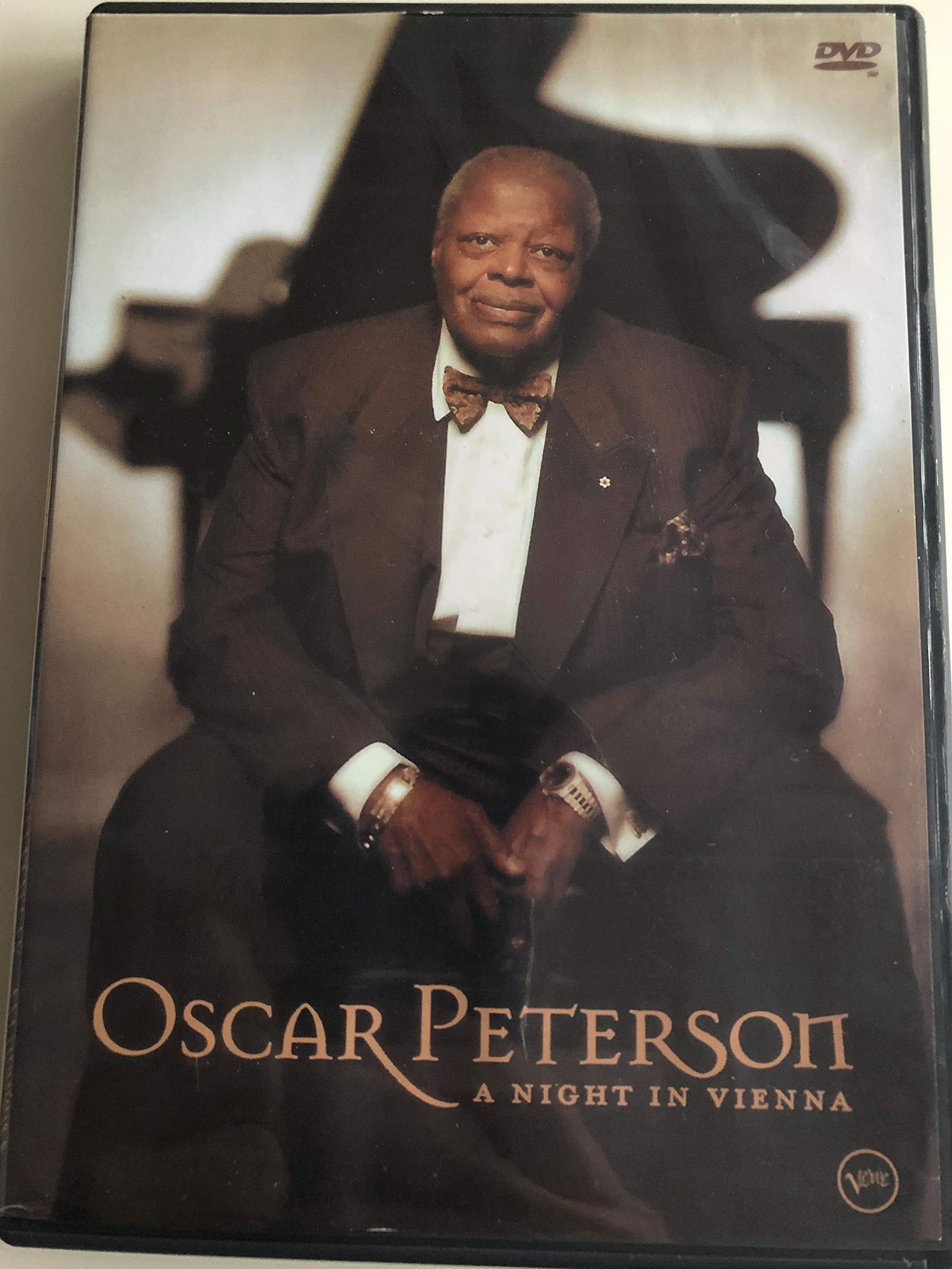 Oscar Peterson: A Night in Vienna [DVD] used book depot