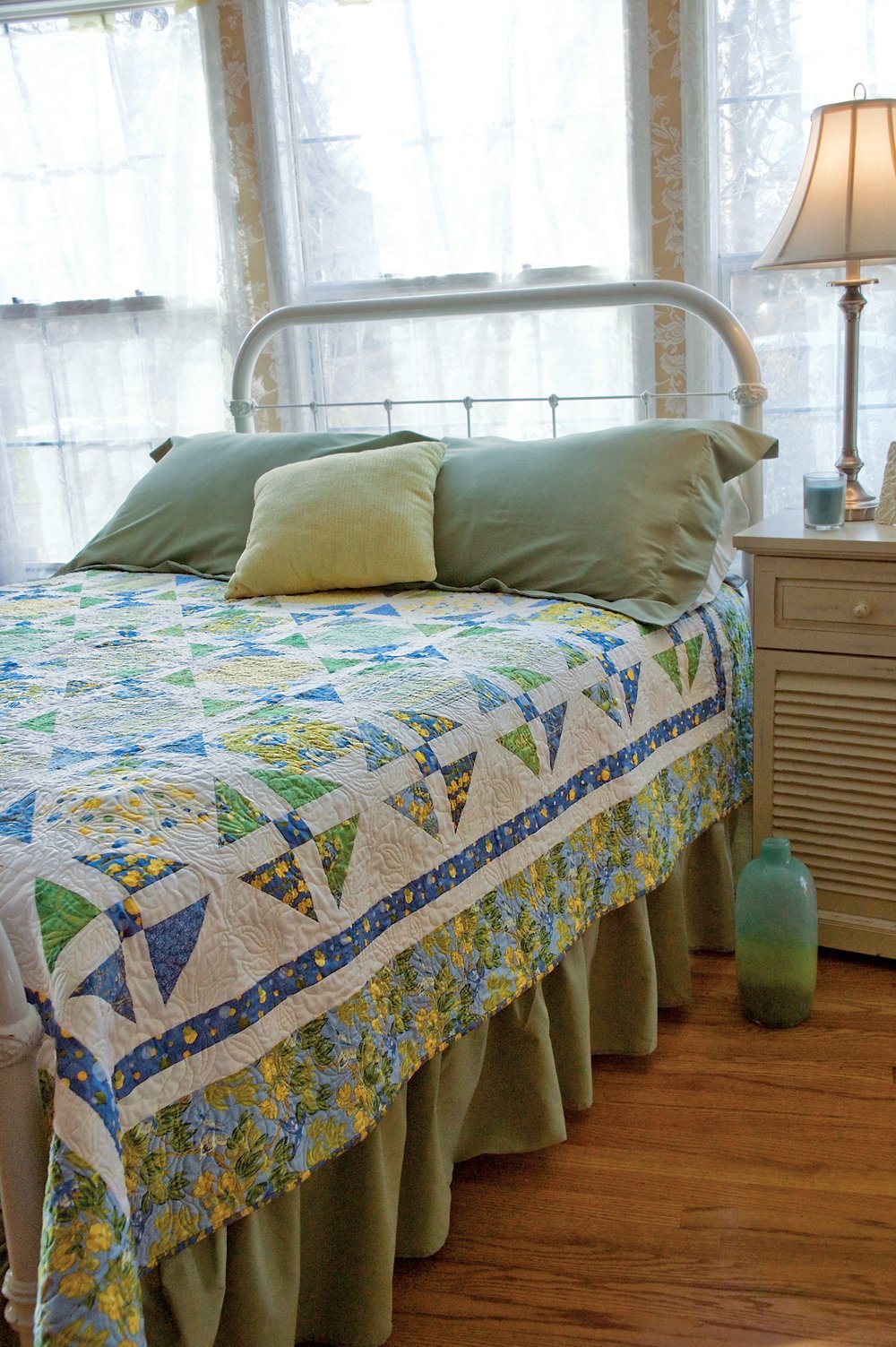 Fast Favorites from McCall's Quilting used book depot