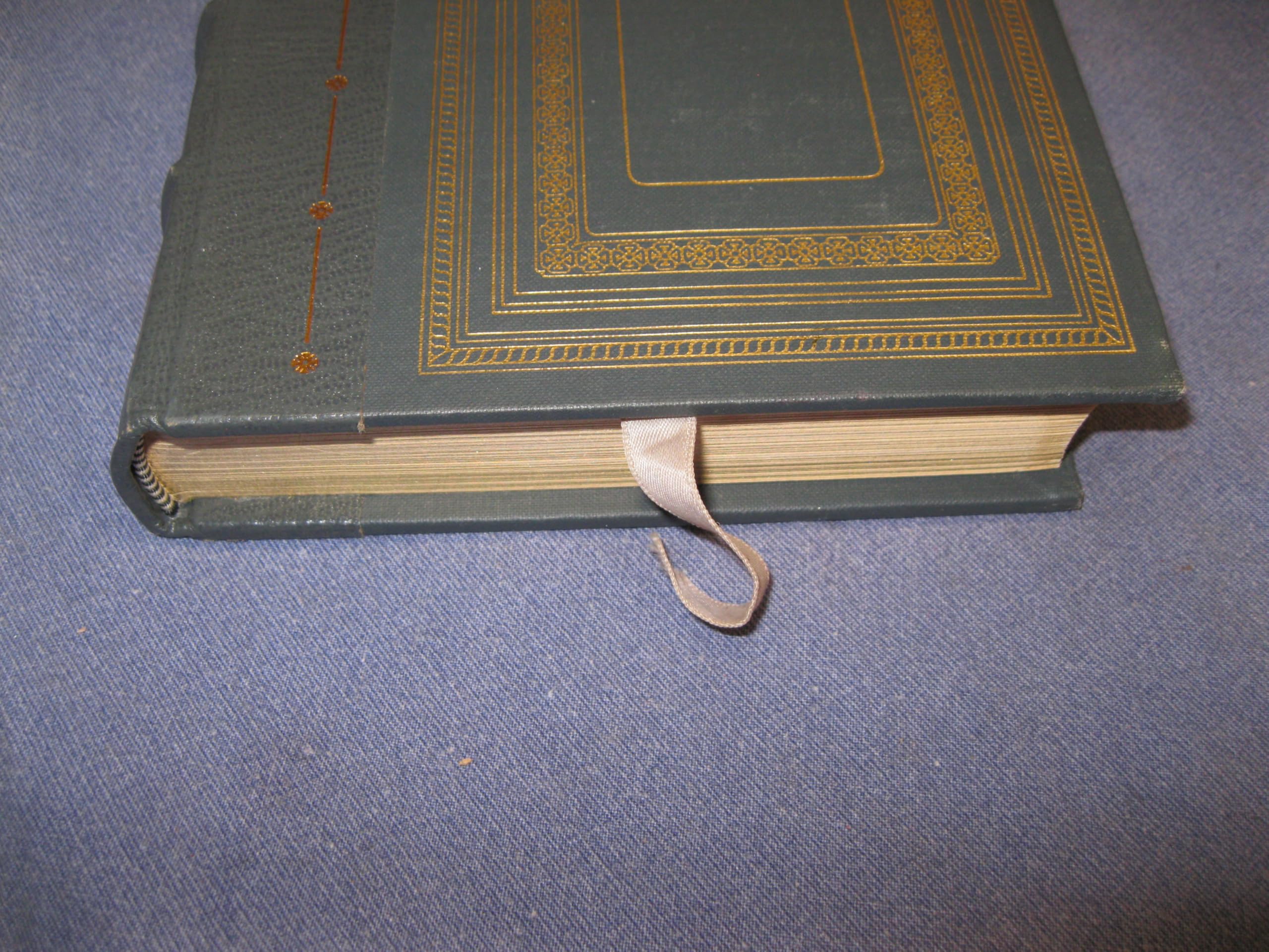 Rare Virgil, translation Of John Dryden / FRANKLIN LIBRARY THE AENEID 1982 used book depot