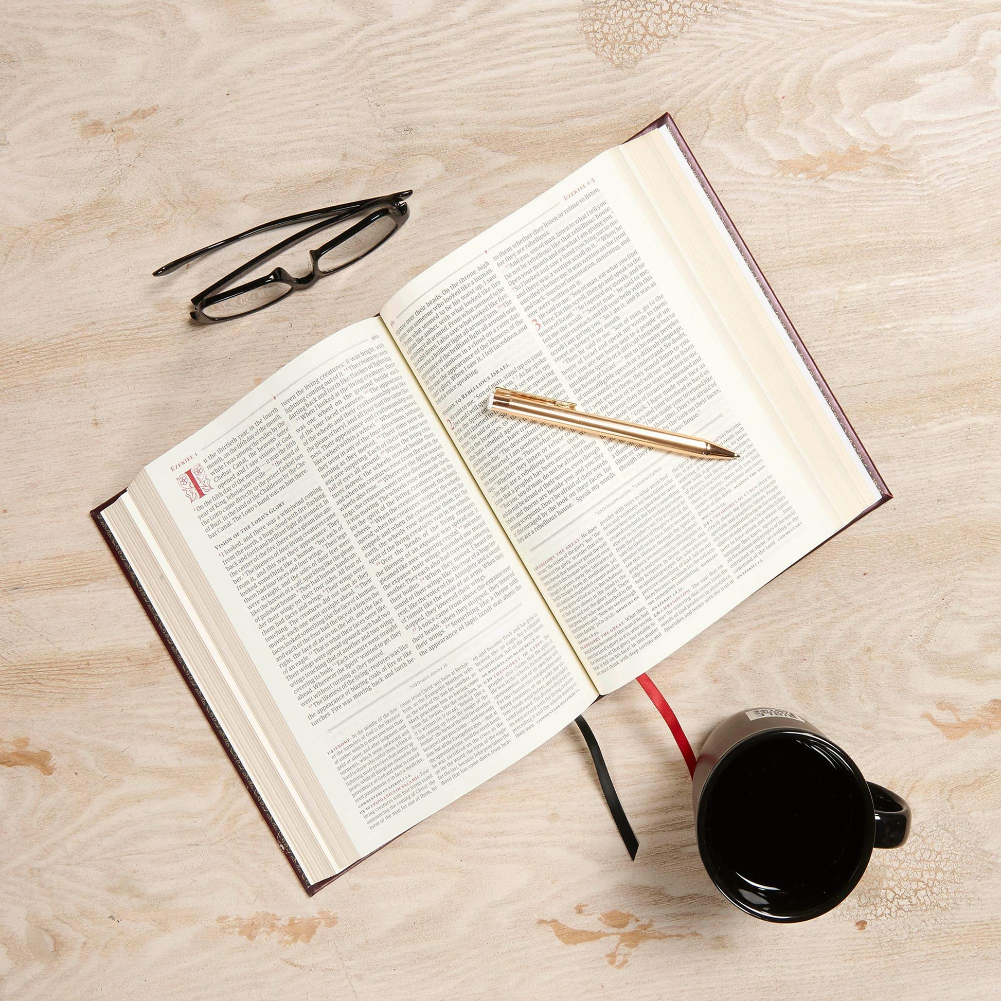 CSB Ancient Faith Study Bible, Crimson LeatherTouch-Over-Board, Black Letter, Church Fathers, Study Notes and Commentary, Articles, Profiles, Easy-to-Read Bible Serif Type used book depot