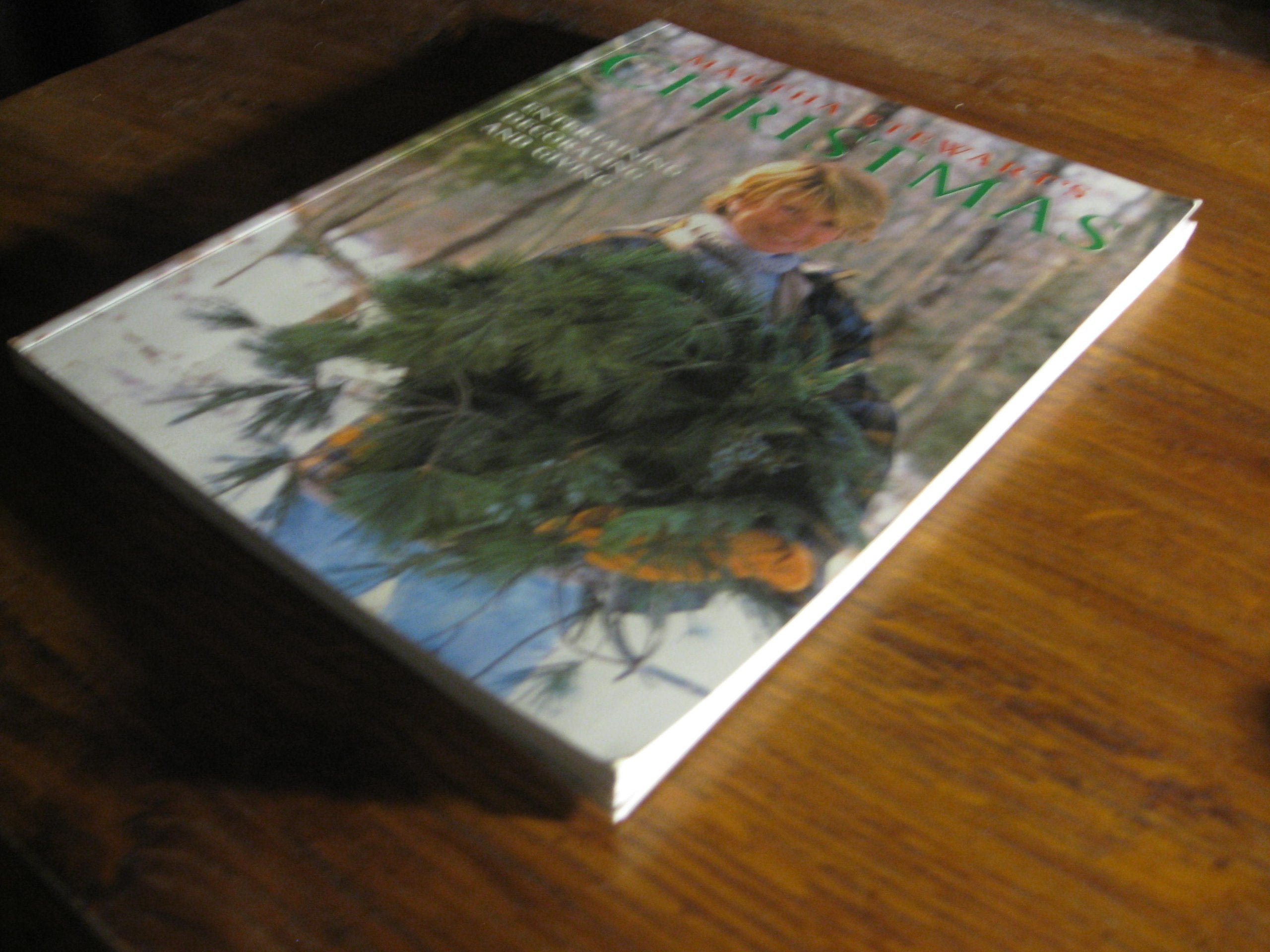 Martha Stewart's Christmas: Entertaining, Decorating and Giving used book depot