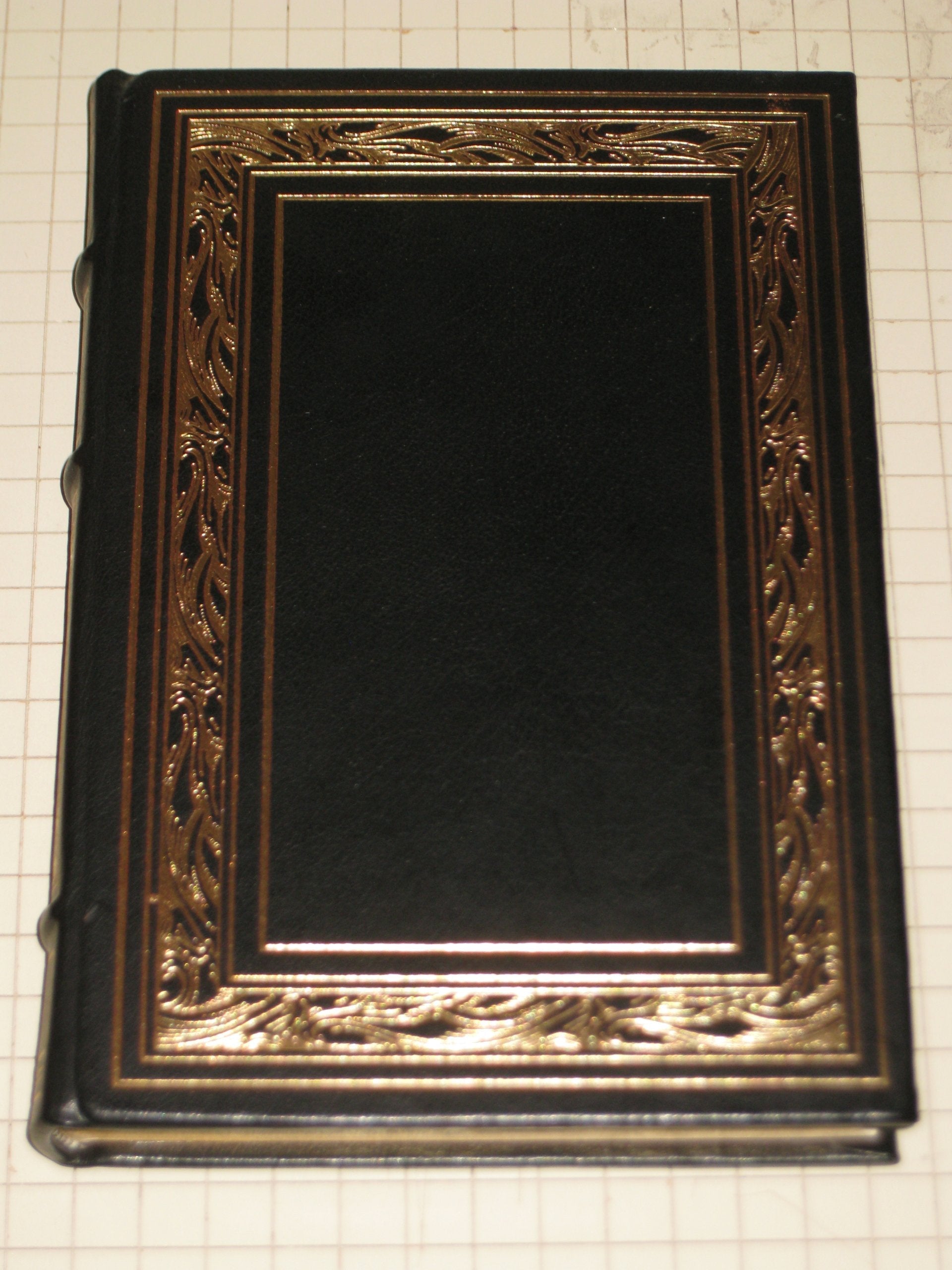 The Tell Tale Heart and Other Stories - Edgar Allan Poe - The Franklin Library - J.Hahn Illustrations used book depot
