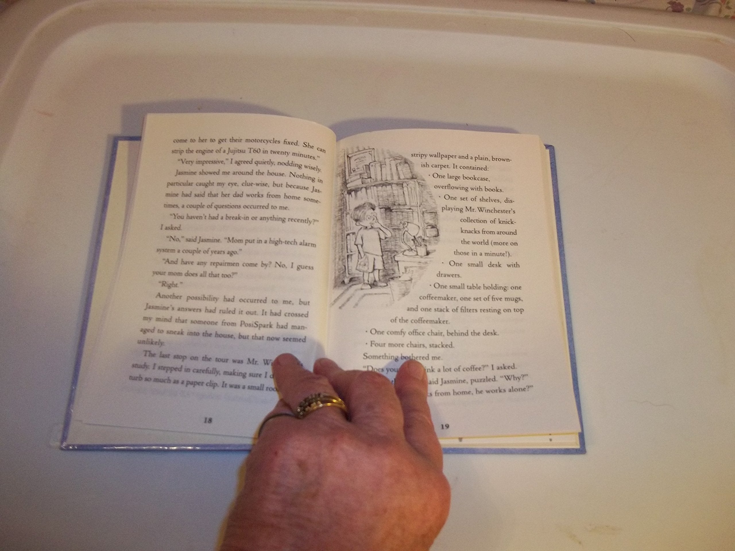The Women of Faith Daily Devotional used book depot