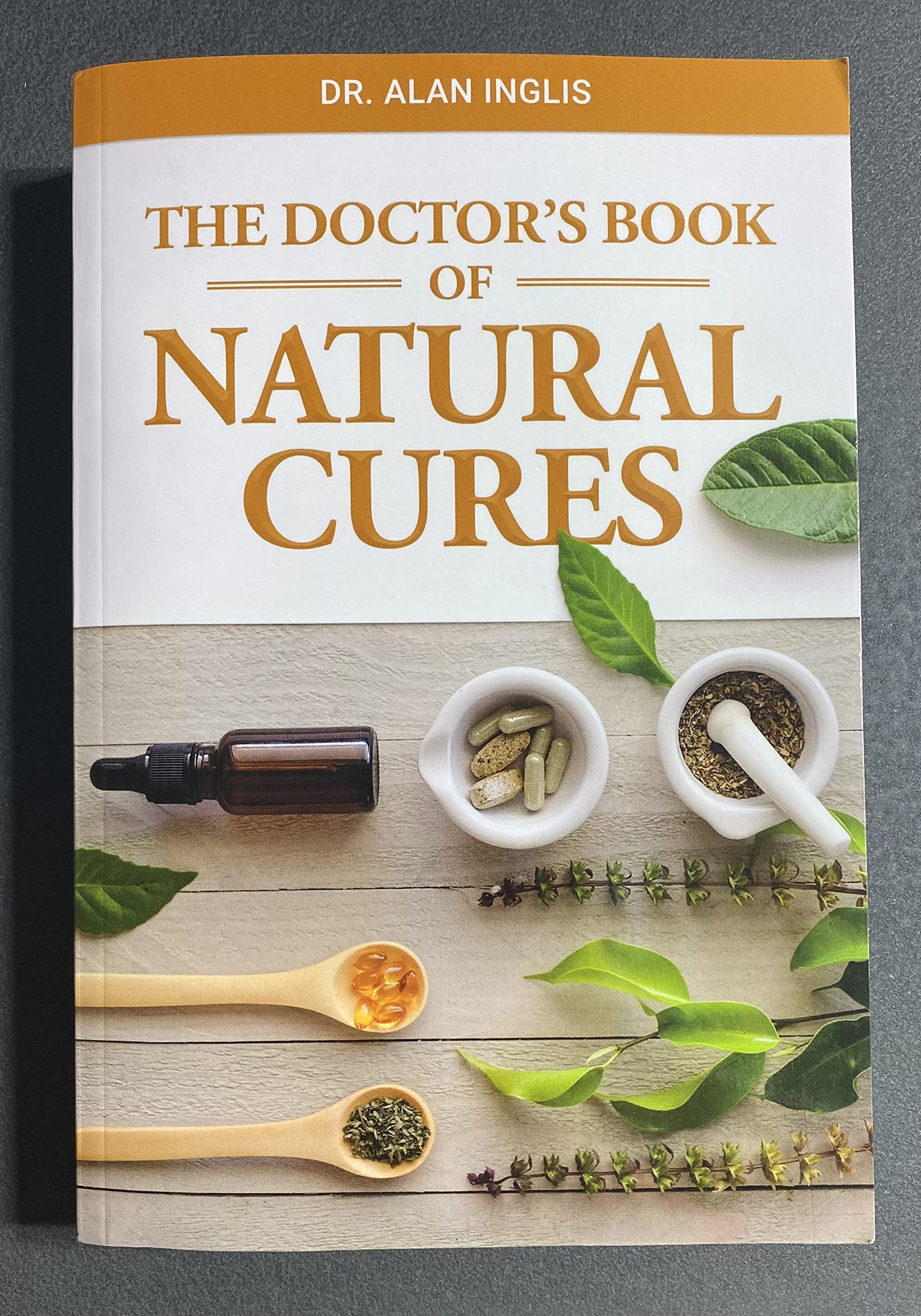 THE DOCTOR'S BOOK OF NATURAL CURES used book depot