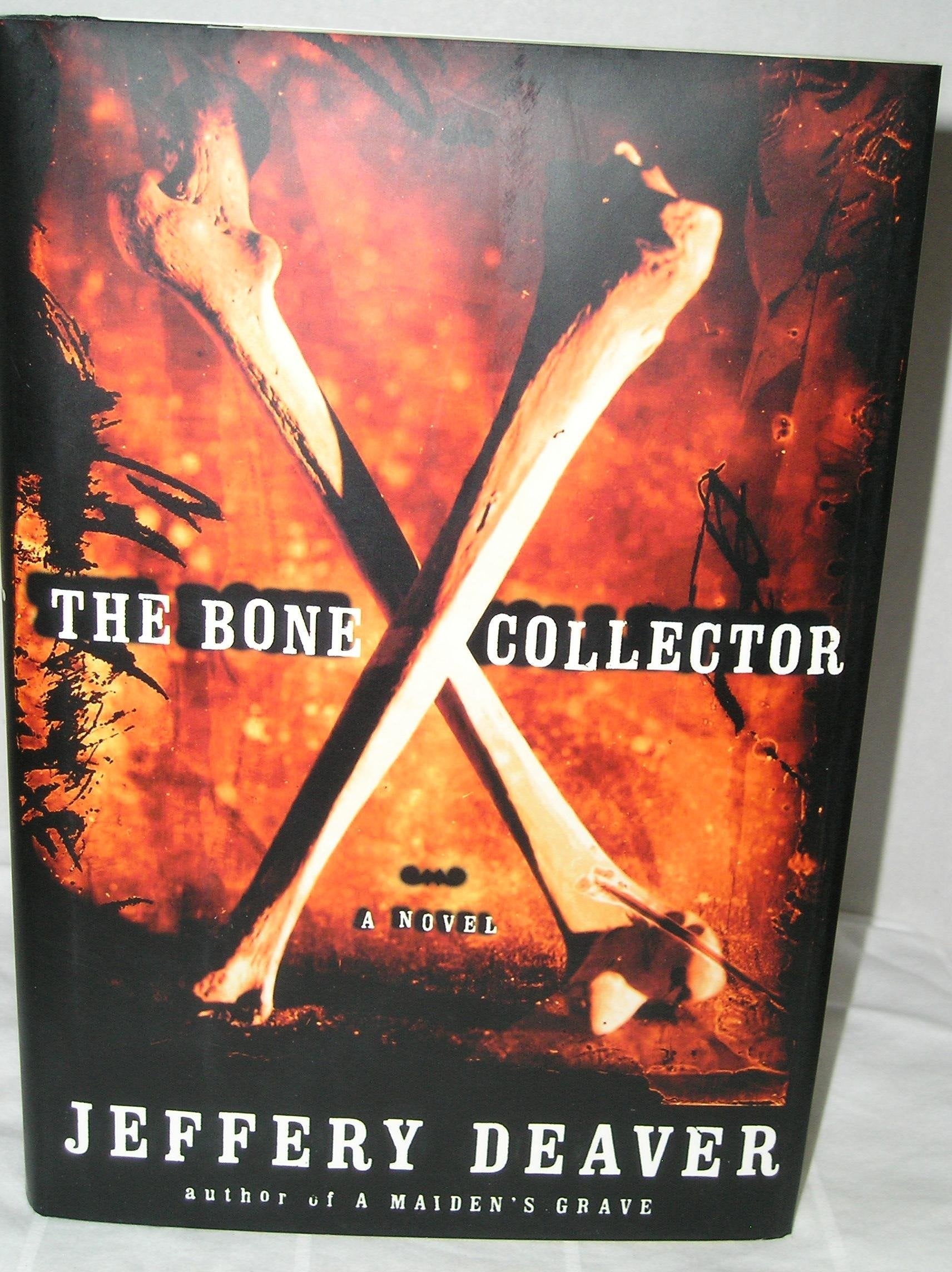 The Bone Collector (A Lincoln Rhyme Novel) used book depot