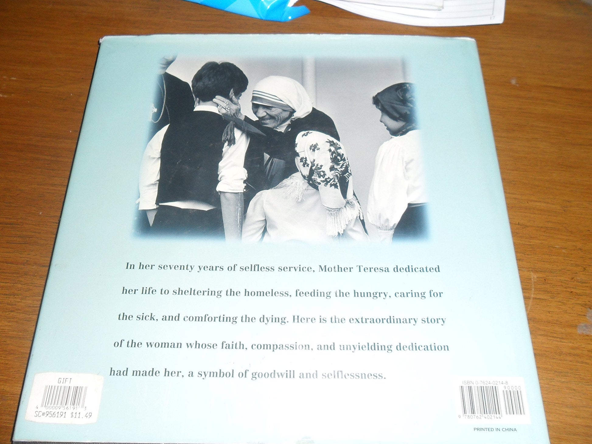 Mother Teresa 1910-1997 A Pictorial Biography used book depot