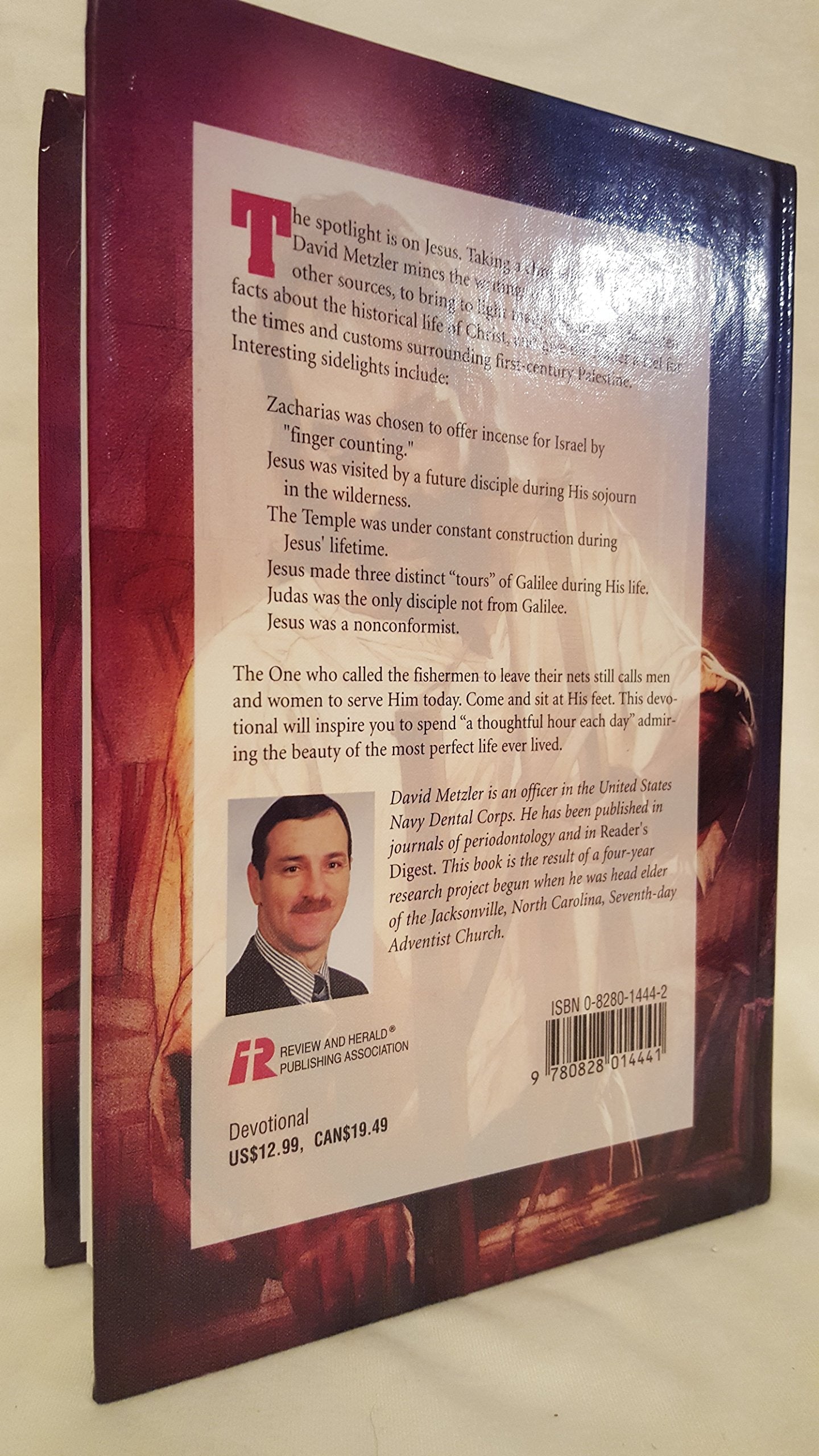 Jesus: Daily devotions for adults by David Metzler (2000-05-03) used book depot