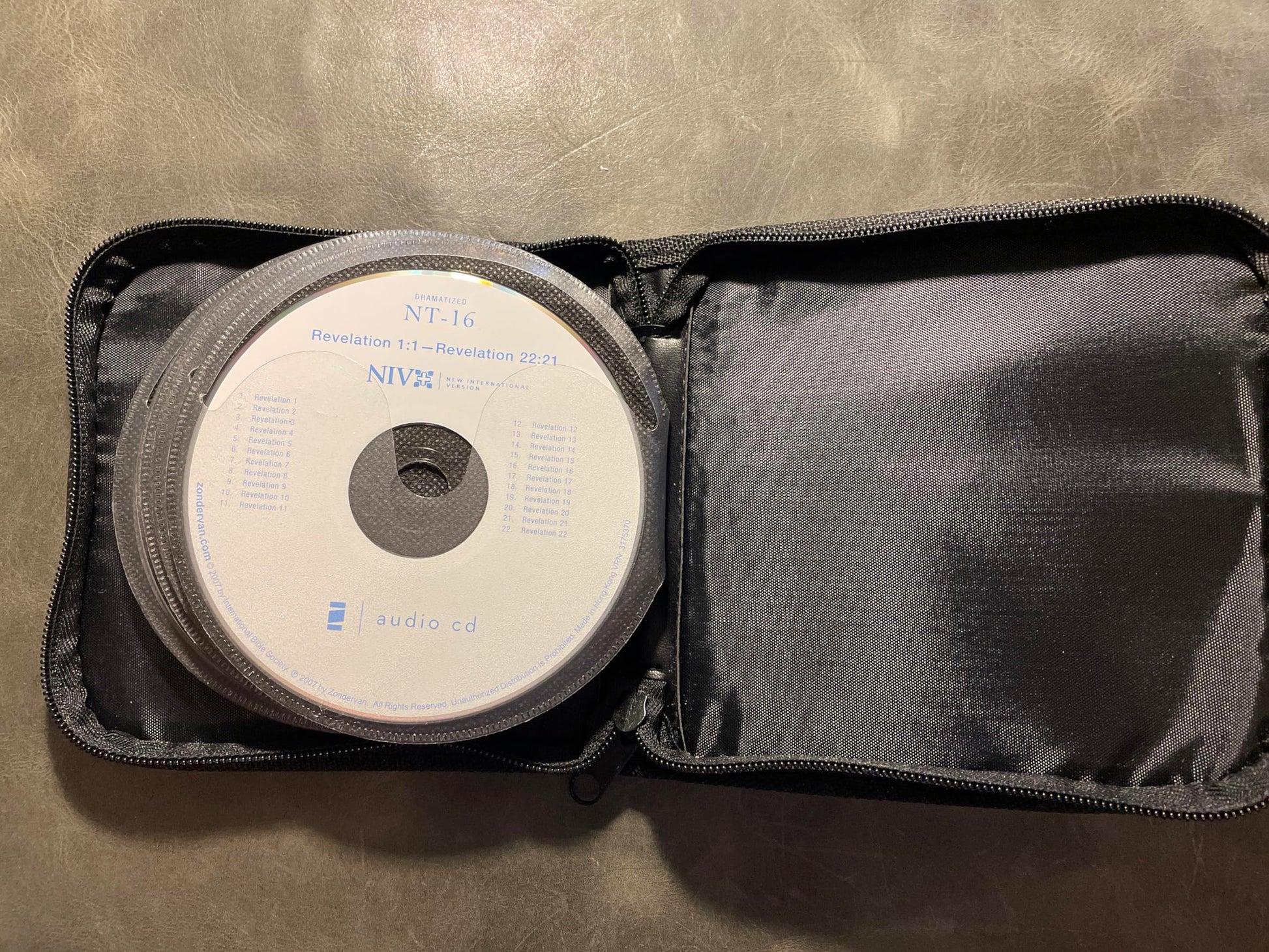 NIV Audio Bible New Testament Dramatized CD used book depot