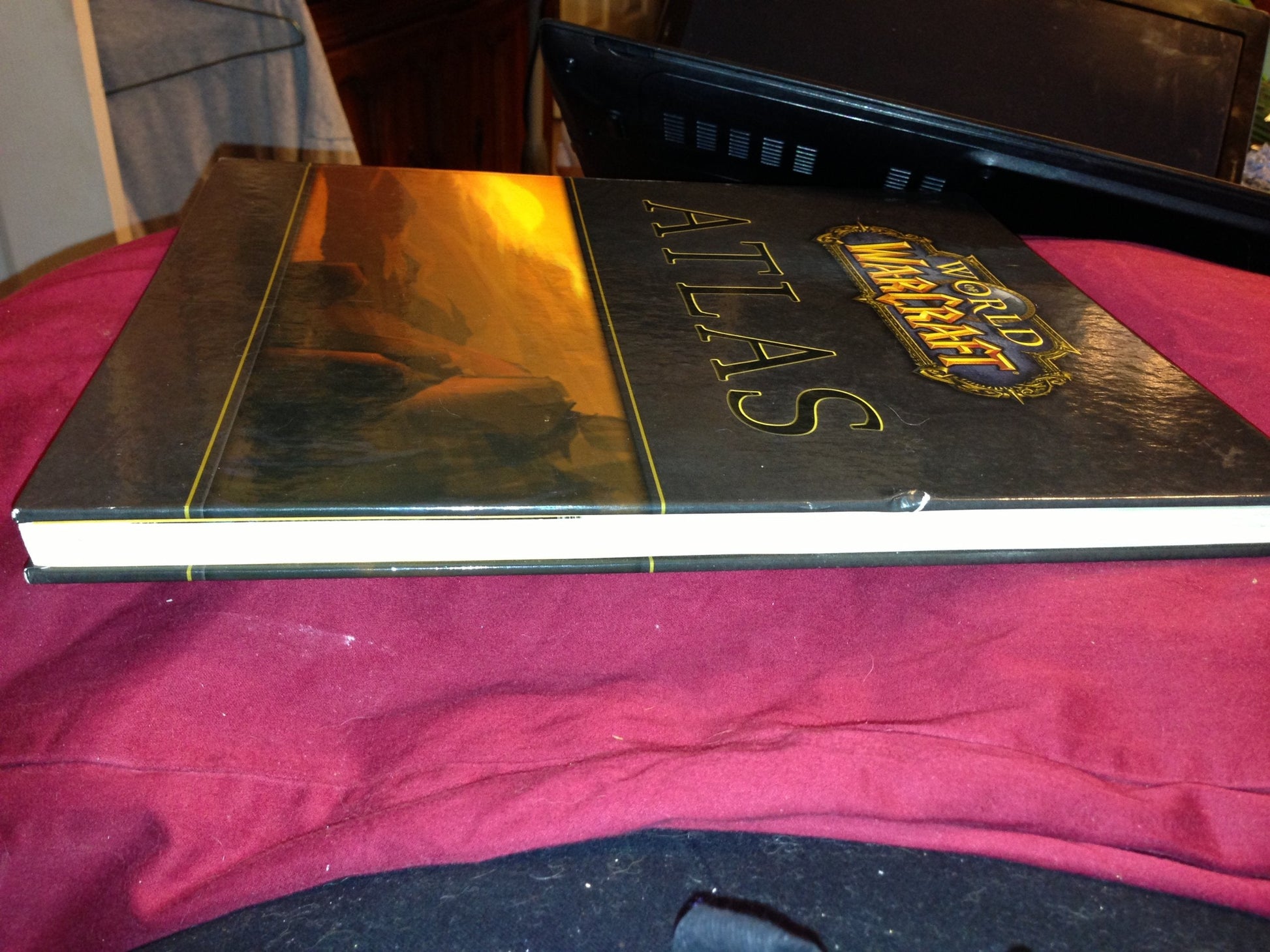 World of WarCraft Atlas (Bradygames Official Strategy Guide) used book depot