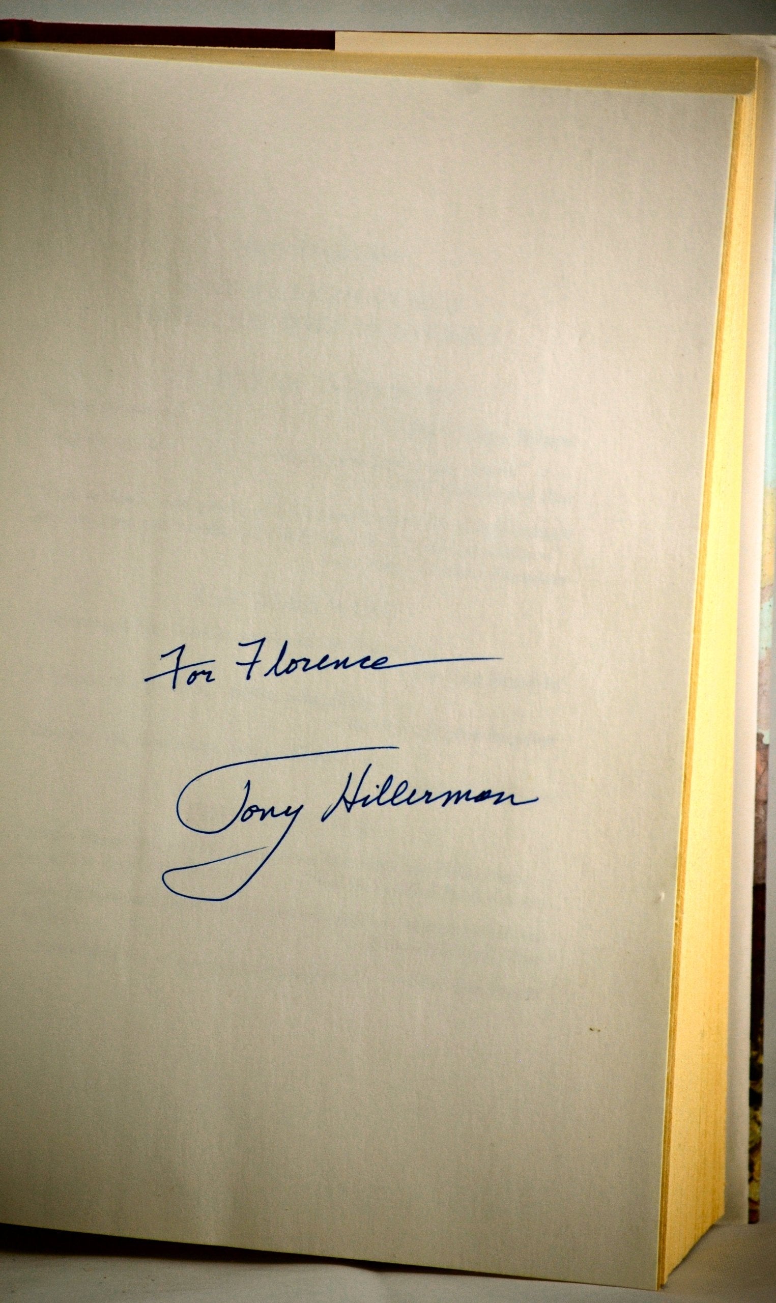 Tony Hillerman : Three Jim Chee Mysteries ( People of Darkness / The Dark Wind / The Ghostway ) used book depot