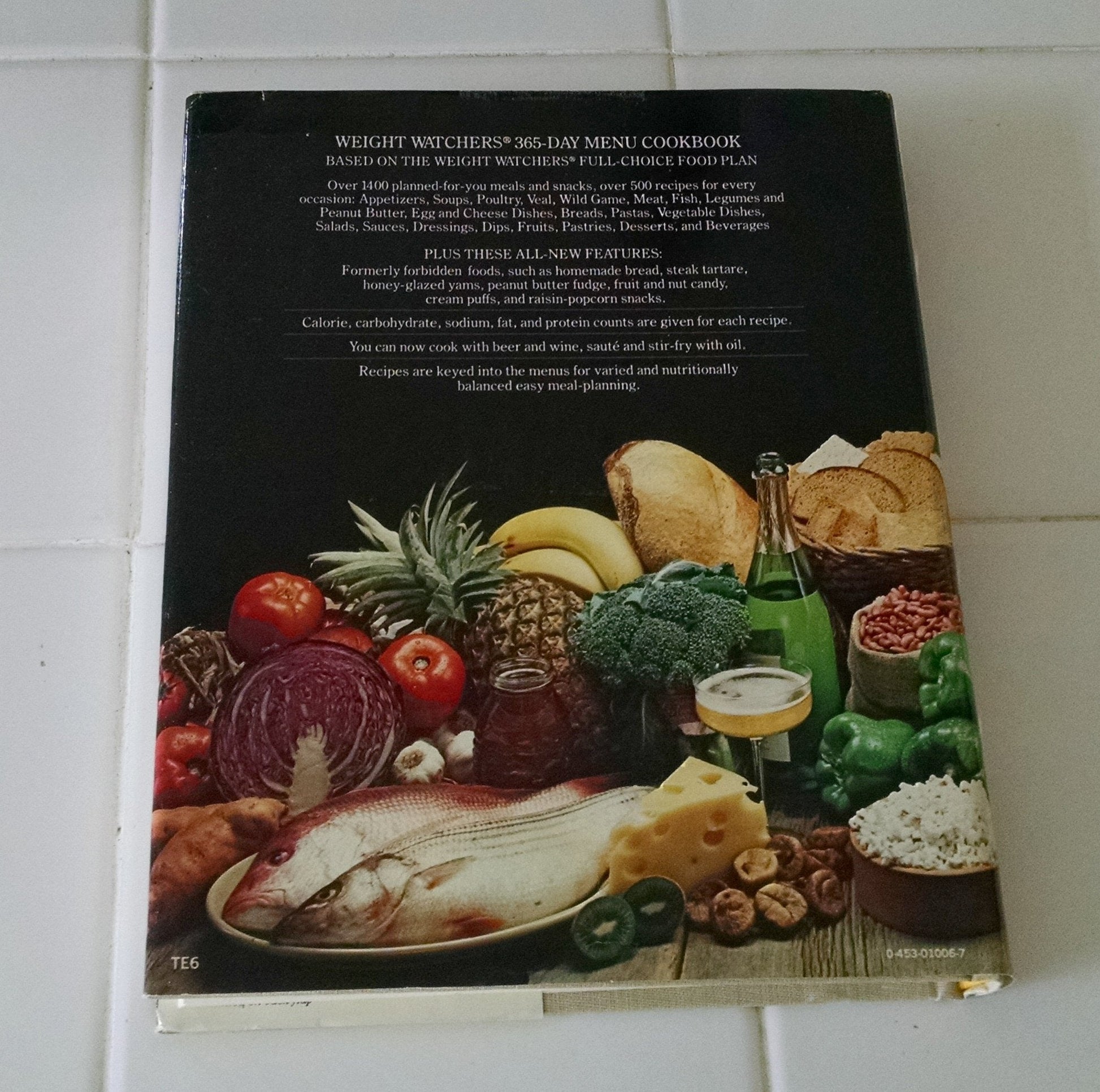 Weight Watchers 365-Day Menu Cookbook (Based On The Weight Watchers Full-Choice Food Plan) used book depot