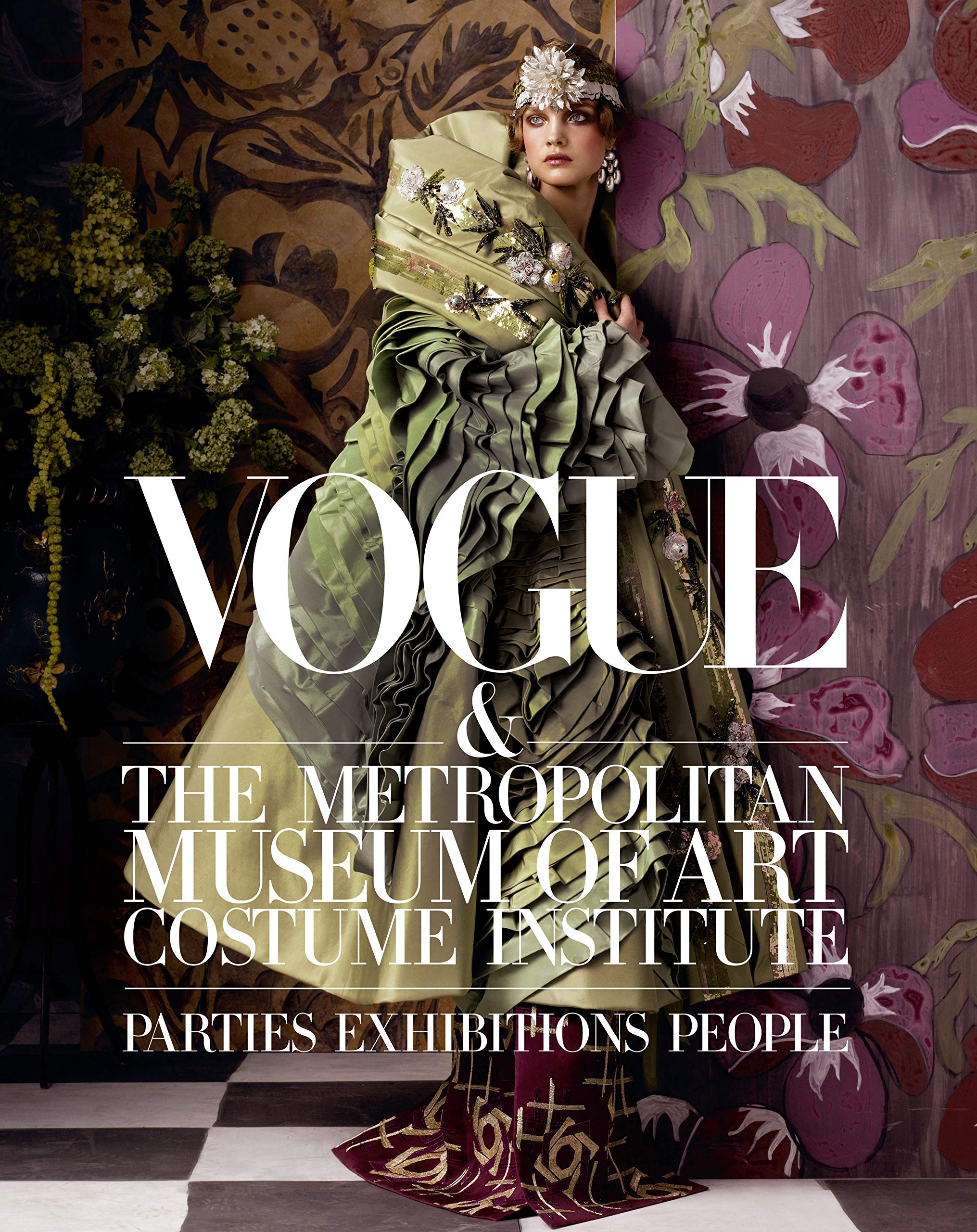 Vogue and The Metropolitan Museum of Art Costume Institute: Parties, Exhibitions, People used book depot