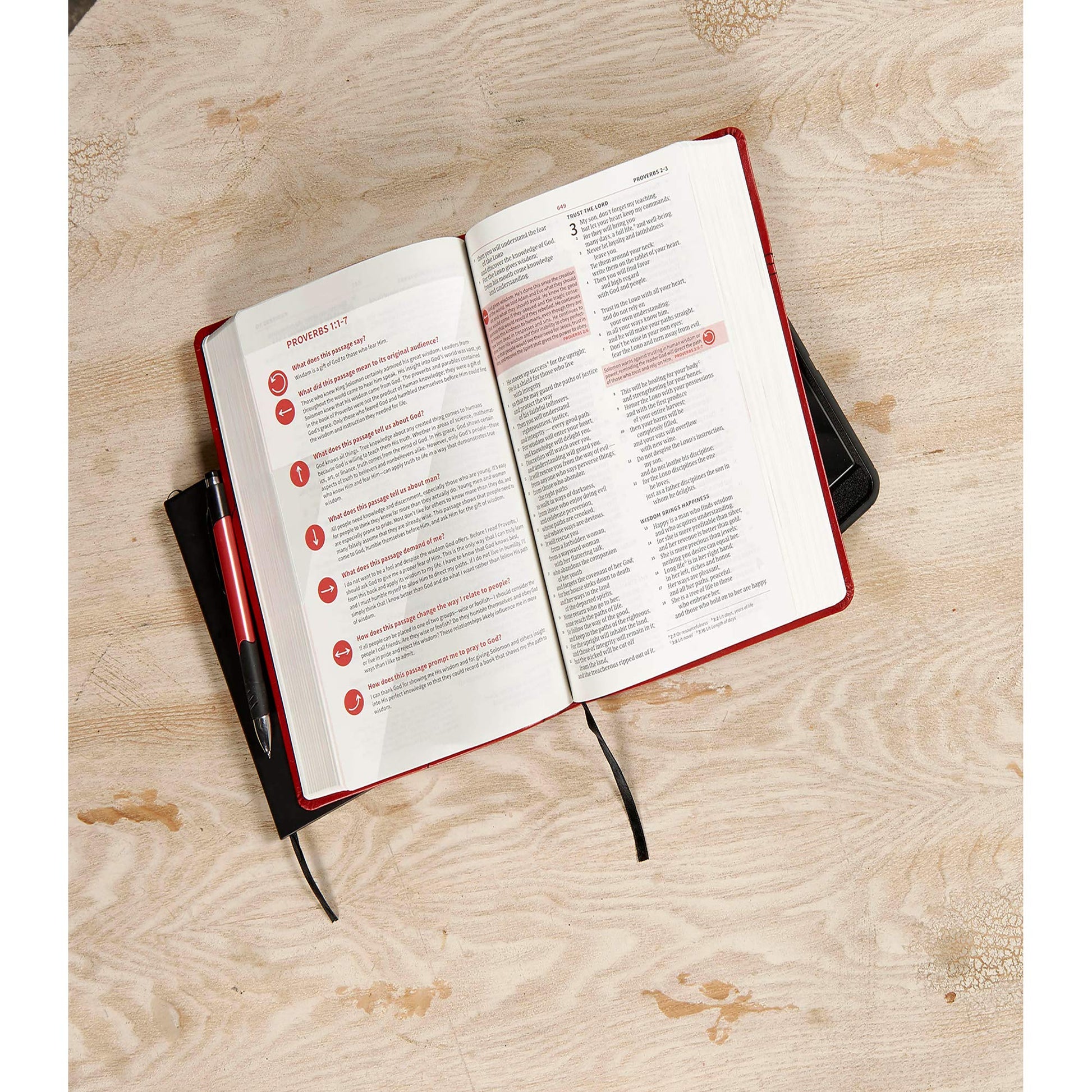 CSB Seven Arrows Bible, Crimson LeatherTouch: The How-to-Study Bible for Students used book depot