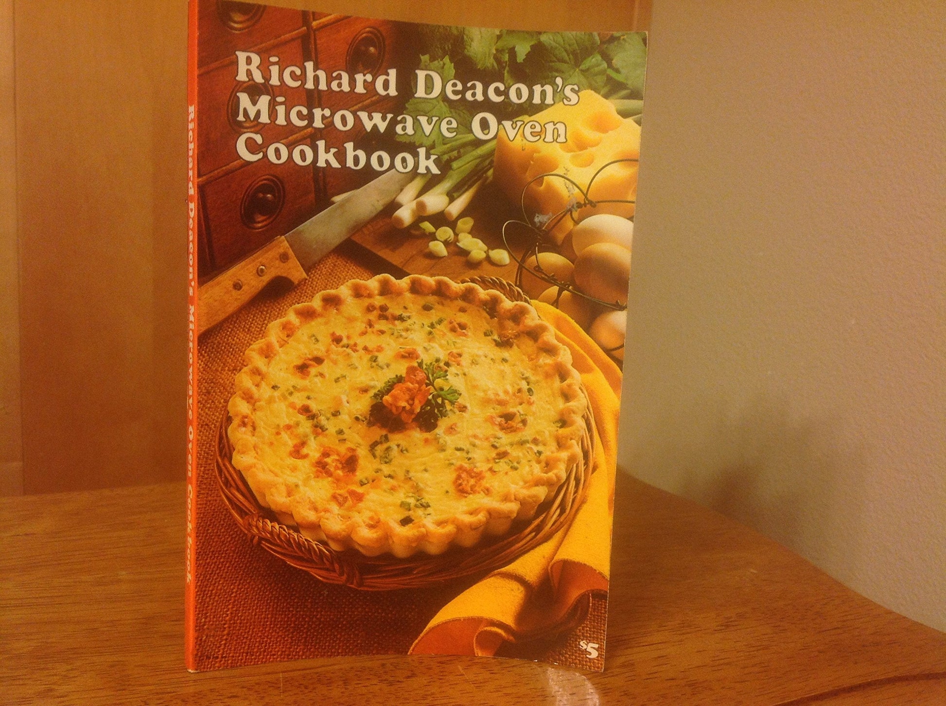 Richard Deacon's Microwave Oven Cookbook used book depot