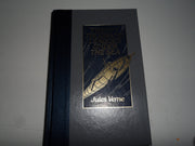 Twenty Thousand Leagues under the Sea (World's Best Reading) used book depot
