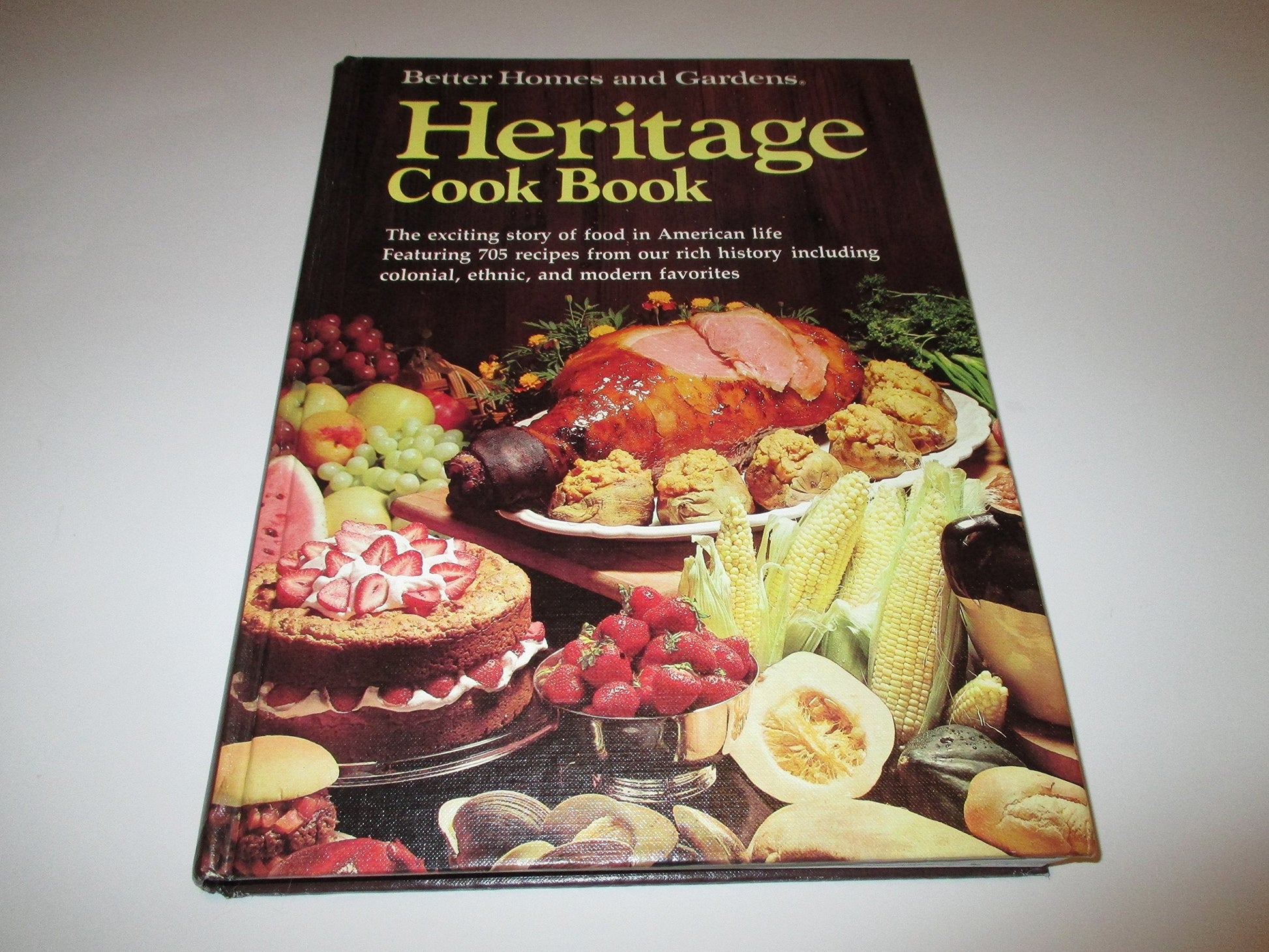 Better Homes and Gardens Heritage Cook Book used book depot