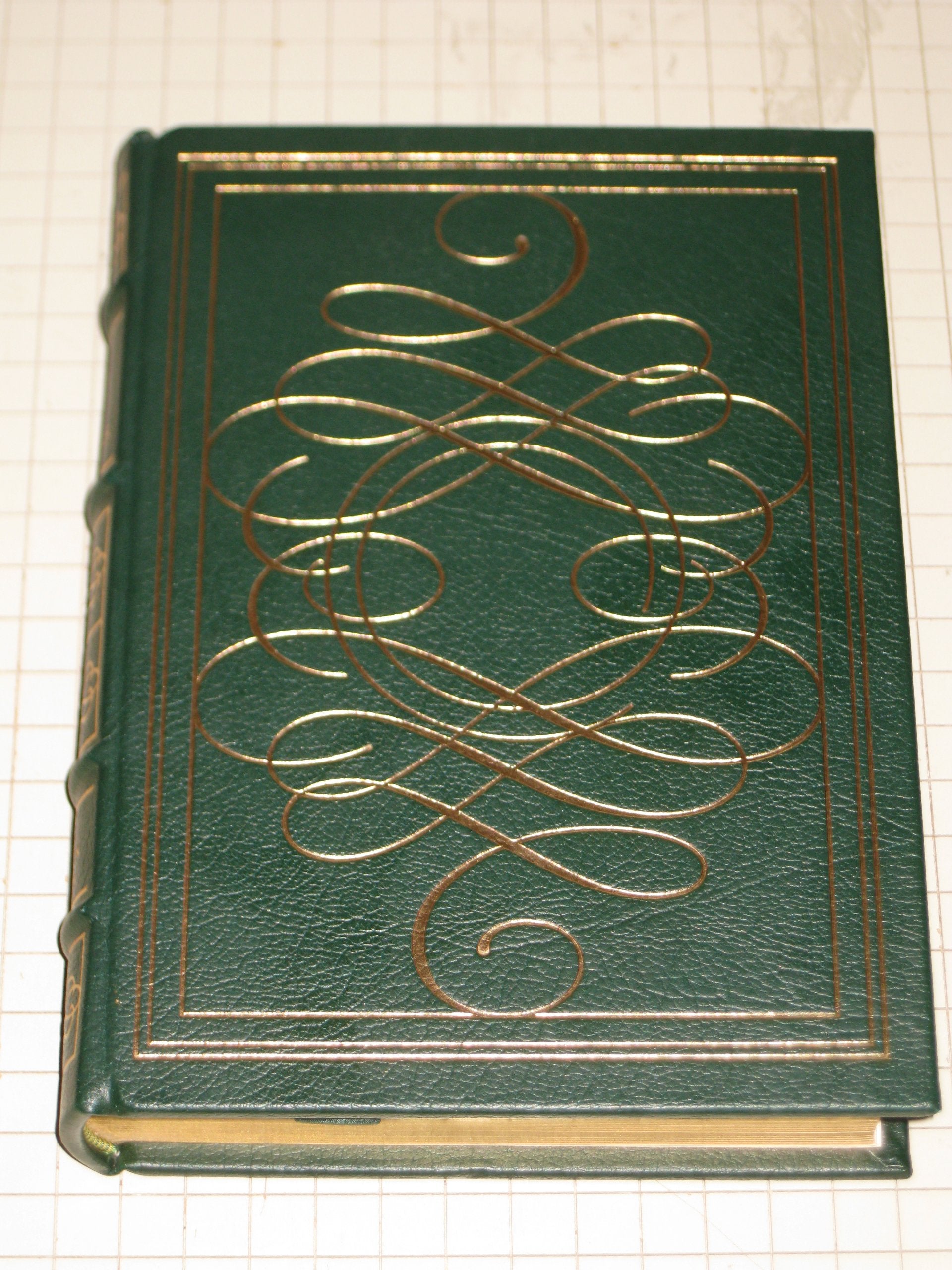 Moll Flanders - Daniel Defoe - The Franklin Library - David Palladini Illustrations - Limited Edition used book depot