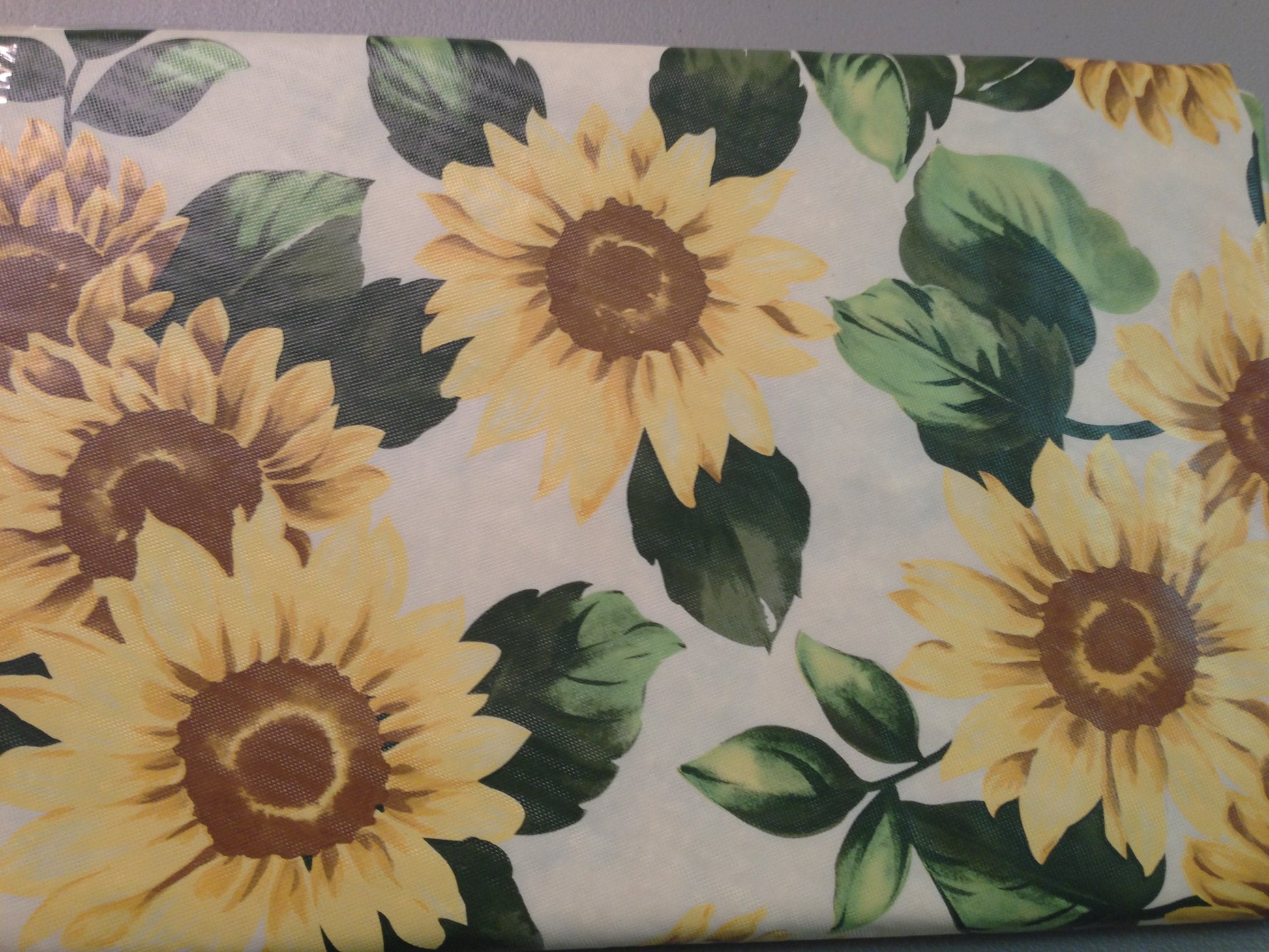 Sunflower Vinyl Tablecloth 60" Round used book depot