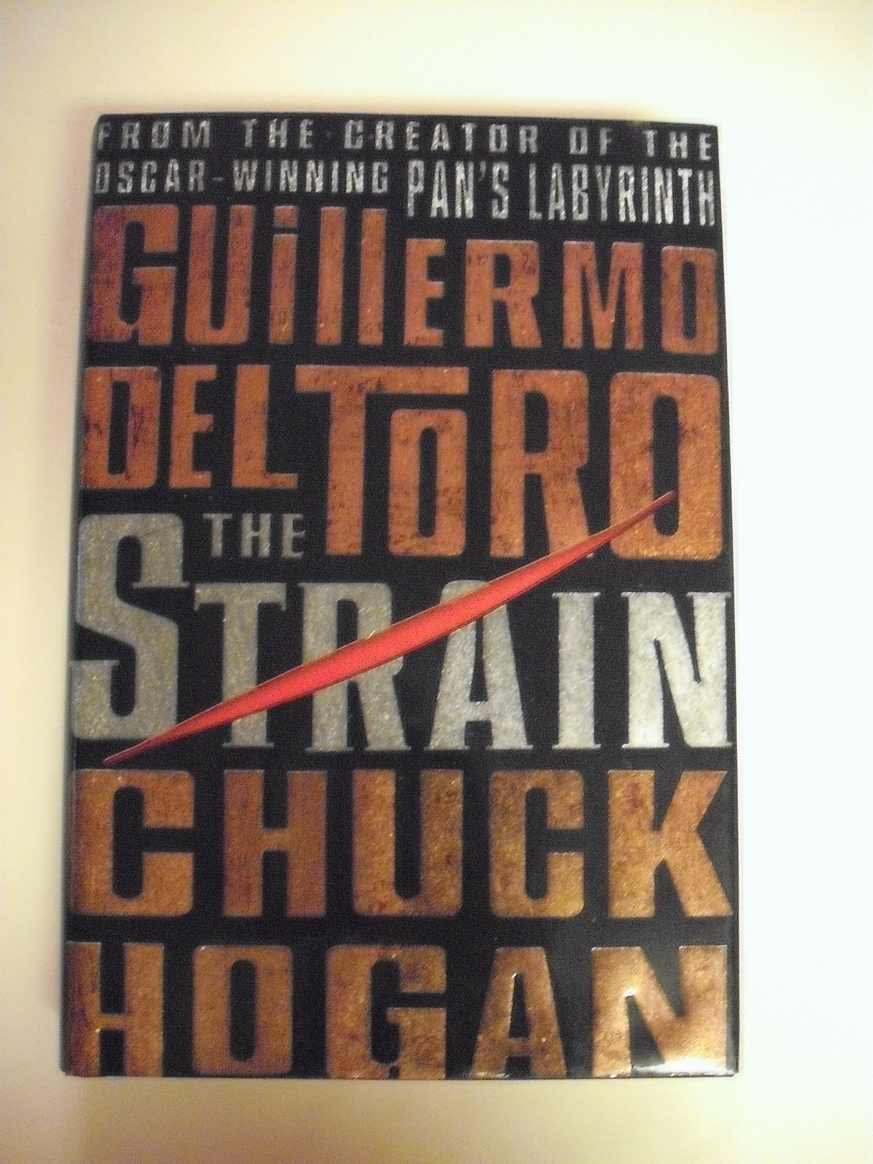 The Strain: Book One of The Strain Trilogy (The Strain Trilogy, 1) used book depot