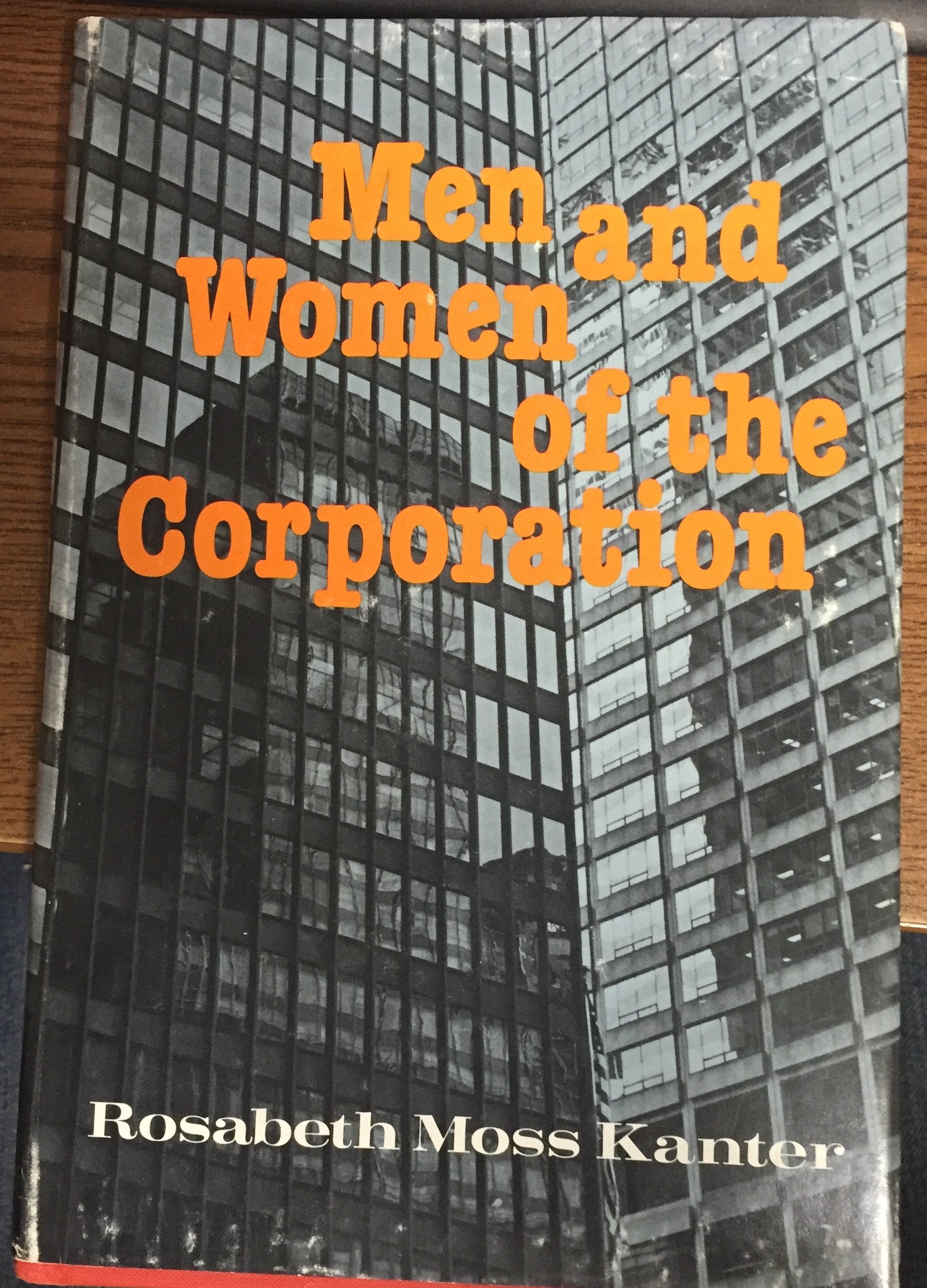 Men & Women Of The Corporatn used book depot