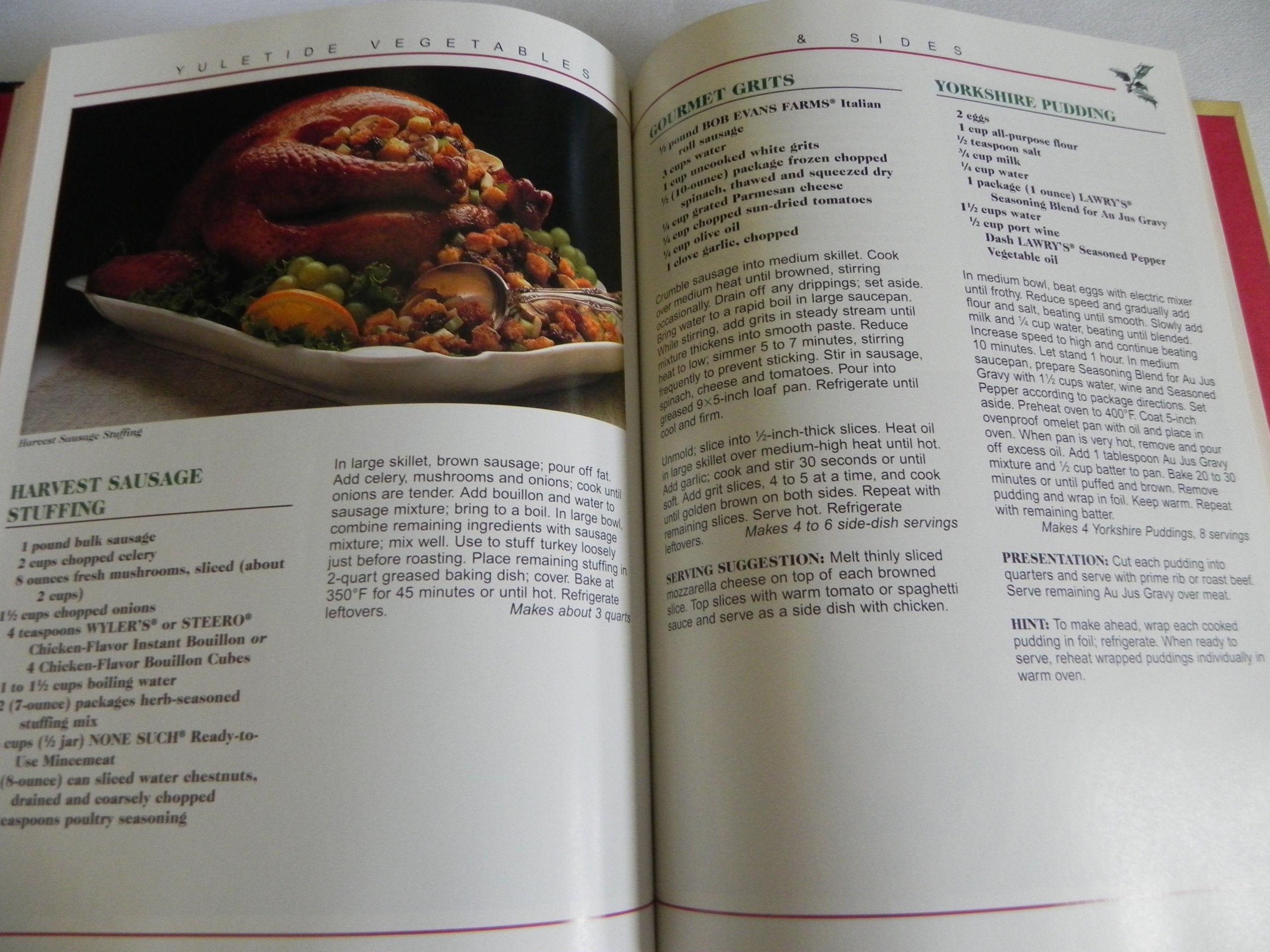 Treasury of Christmas (More than 750 Delicious Recipes for the Holidays)