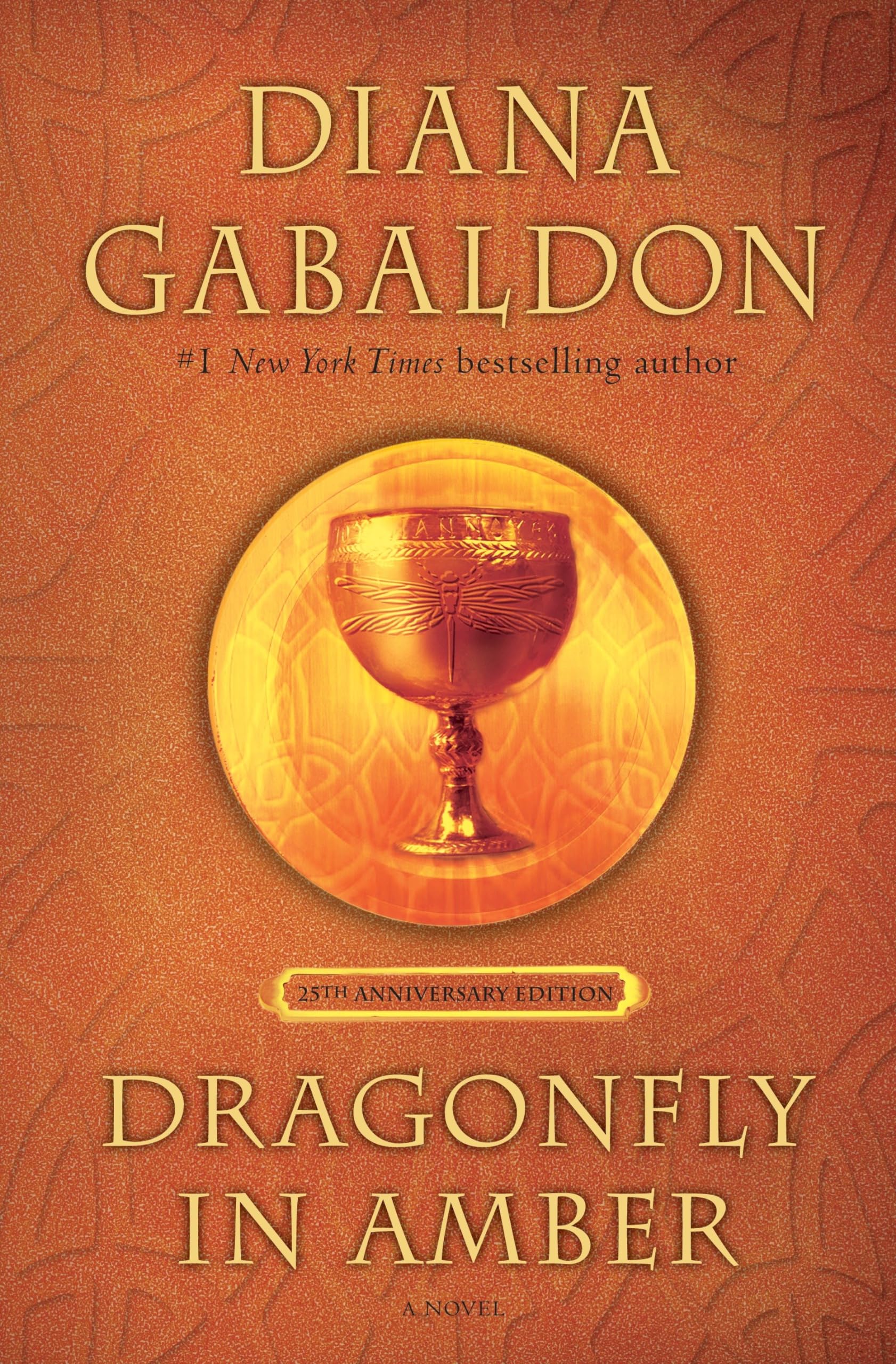 Dragonfly in Amber (25th Anniversary Edition): A Novel (Outlander Anniversary Edition) used book depot